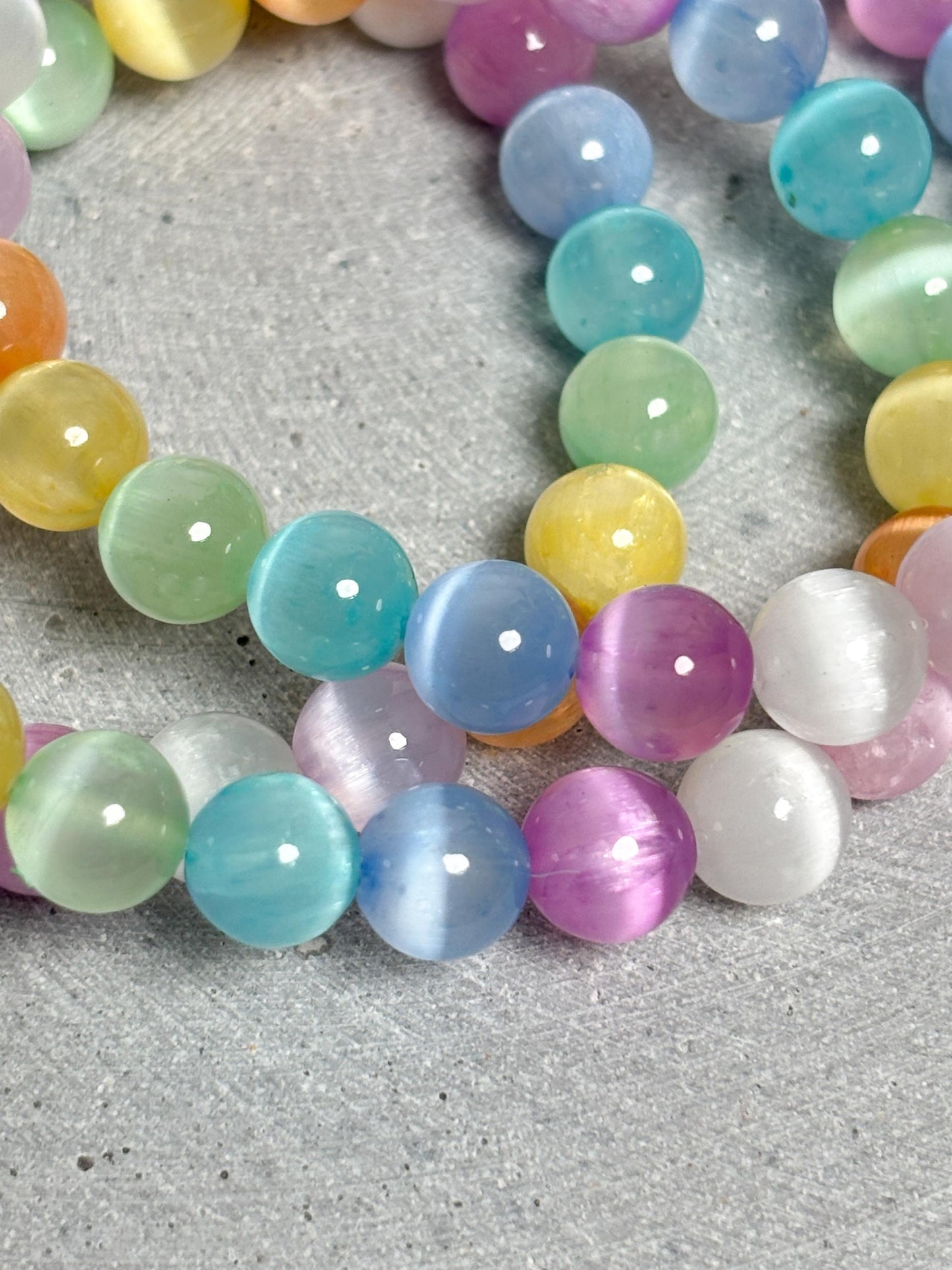 Regenbogen Selenit Perlenarmband 8mm  Bunter Heilstein Schmuck  Spirituelles Geschenk  Boho Armband