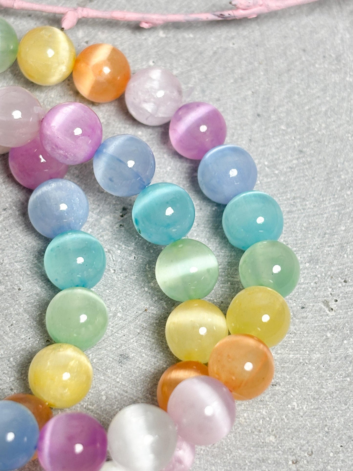 Regenbogen Selenit Perlenarmband 8mm  Bunter Heilstein Schmuck  Spirituelles Geschenk  Boho Armband