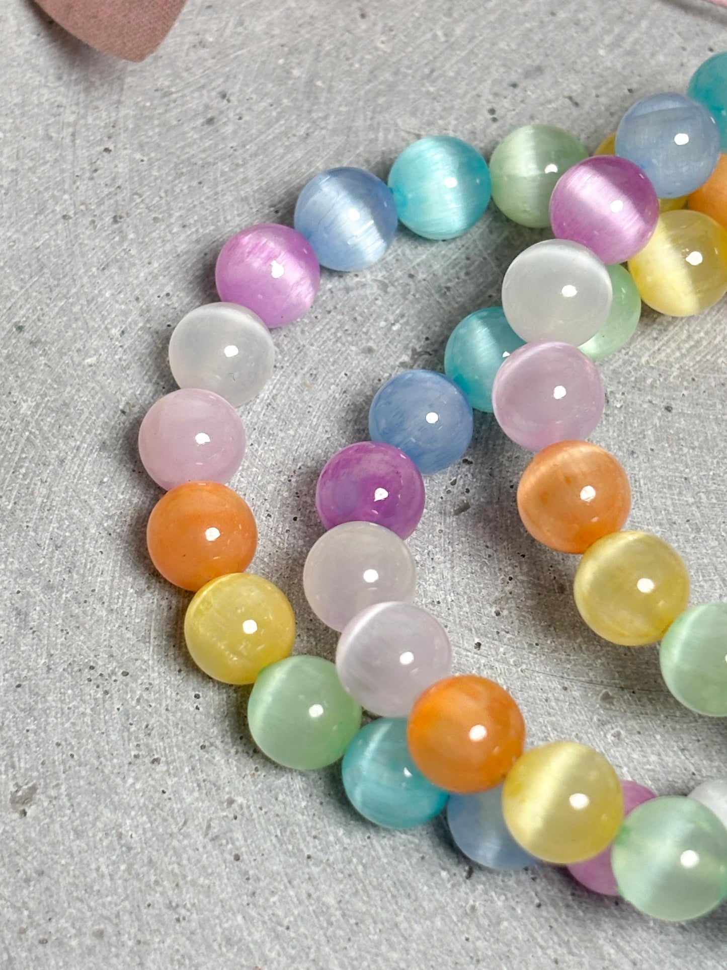 Regenbogen Selenit Perlenarmband 8mm  Bunter Heilstein Schmuck  Spirituelles Geschenk  Boho Armband