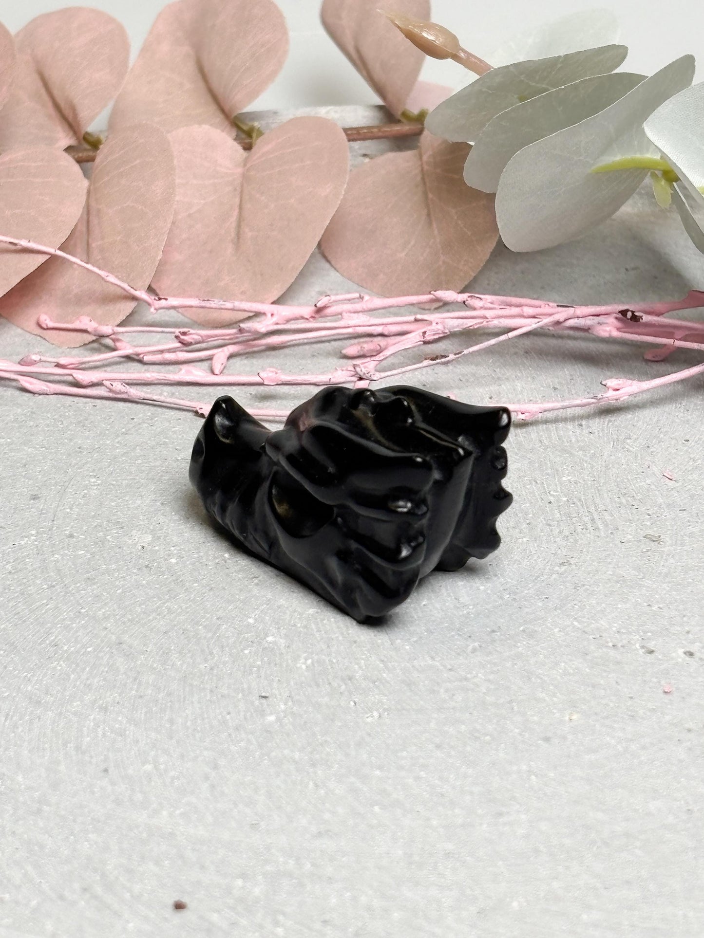 Drachenkopf Obsidian geschnitzt  schwarzer Kristall 5x2,3x2,7 cm  Drachen Schädel Carving   spirituelles Geschenk Kristall