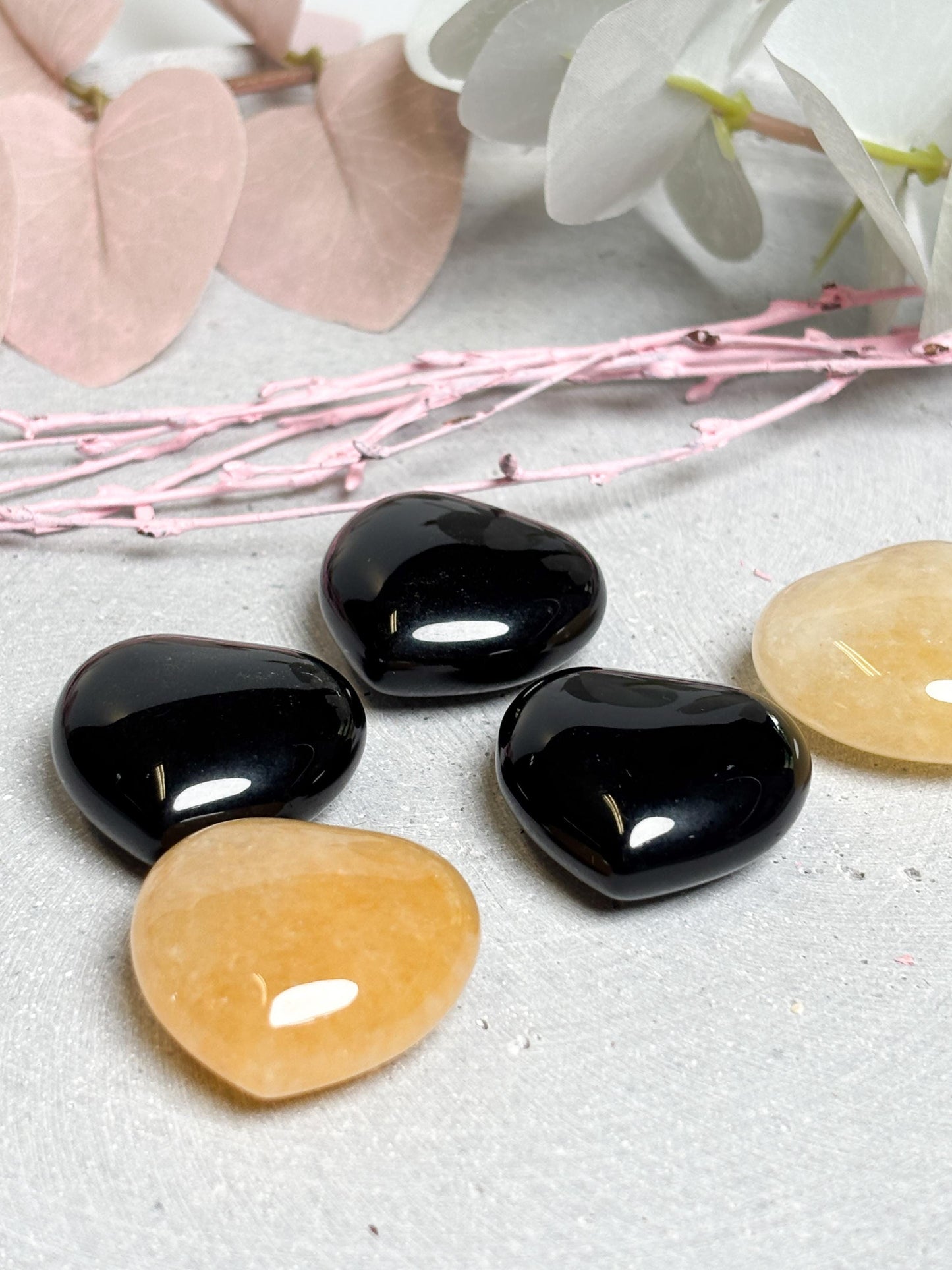 Deko Herz Edelstein  Schwarzer Obsidian oder Golden Healer  kleines Kristallherz  Geschenkidee spirituell