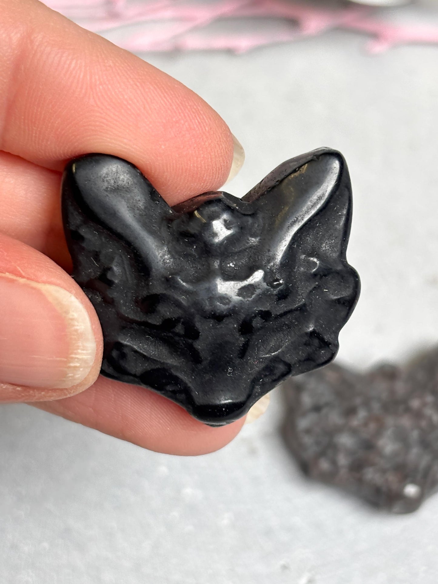 Fuchskopf Edelstein Carving  Obsidian oder Yooperlite Kristallfigur 3,2 cm, mystische Deko, spirituelles Fuchstotem, Tierfigur Stein