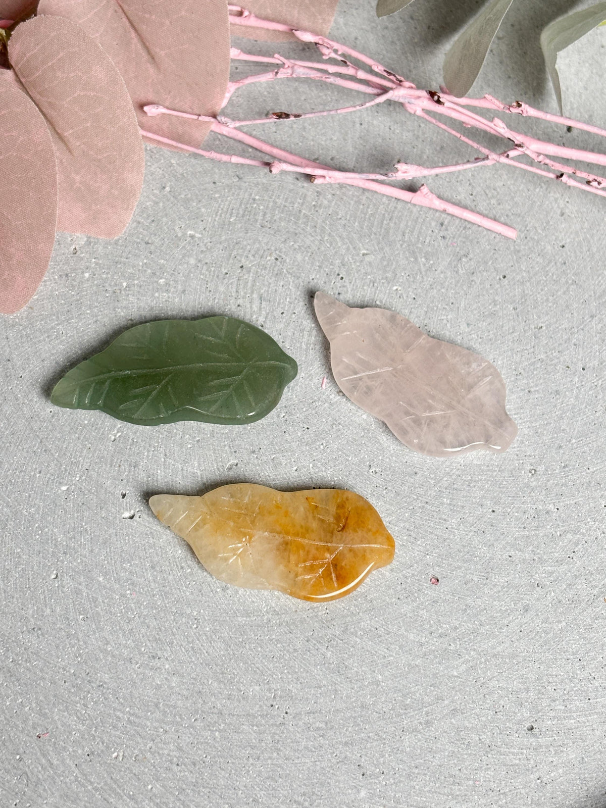 Kristallblätter klein aus Aventurin, Rosenquarz und Golden Healer  Edelstein Herbstdeko Naturstein Blätter