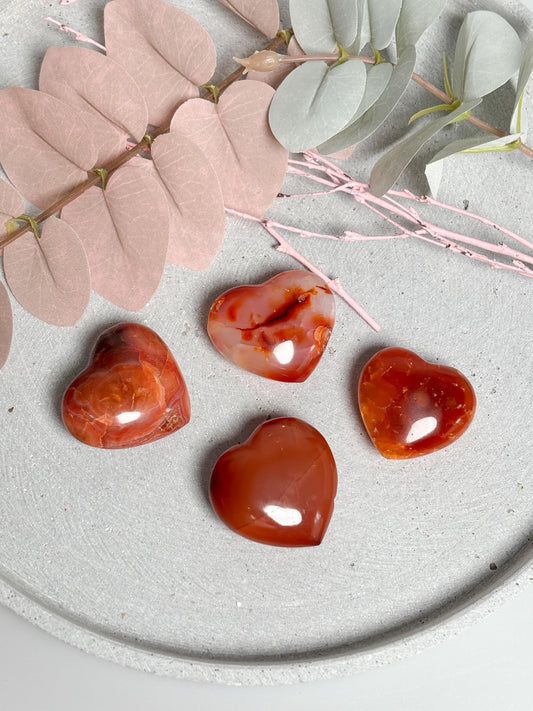 Karneol Herz ca. 3,9 cm  rotes Edelstein Dekoherz, Kristall Deko, Heilstein Herz, kleines Geschenk für Kristallliebhaber