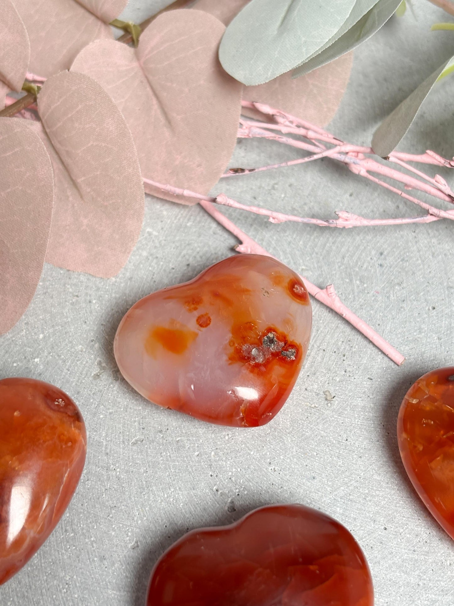 Karneol Herz ca. 3,9 cm  rotes Edelstein Dekoherz, Kristall Deko, Heilstein Herz, kleines Geschenk für Kristallliebhaber