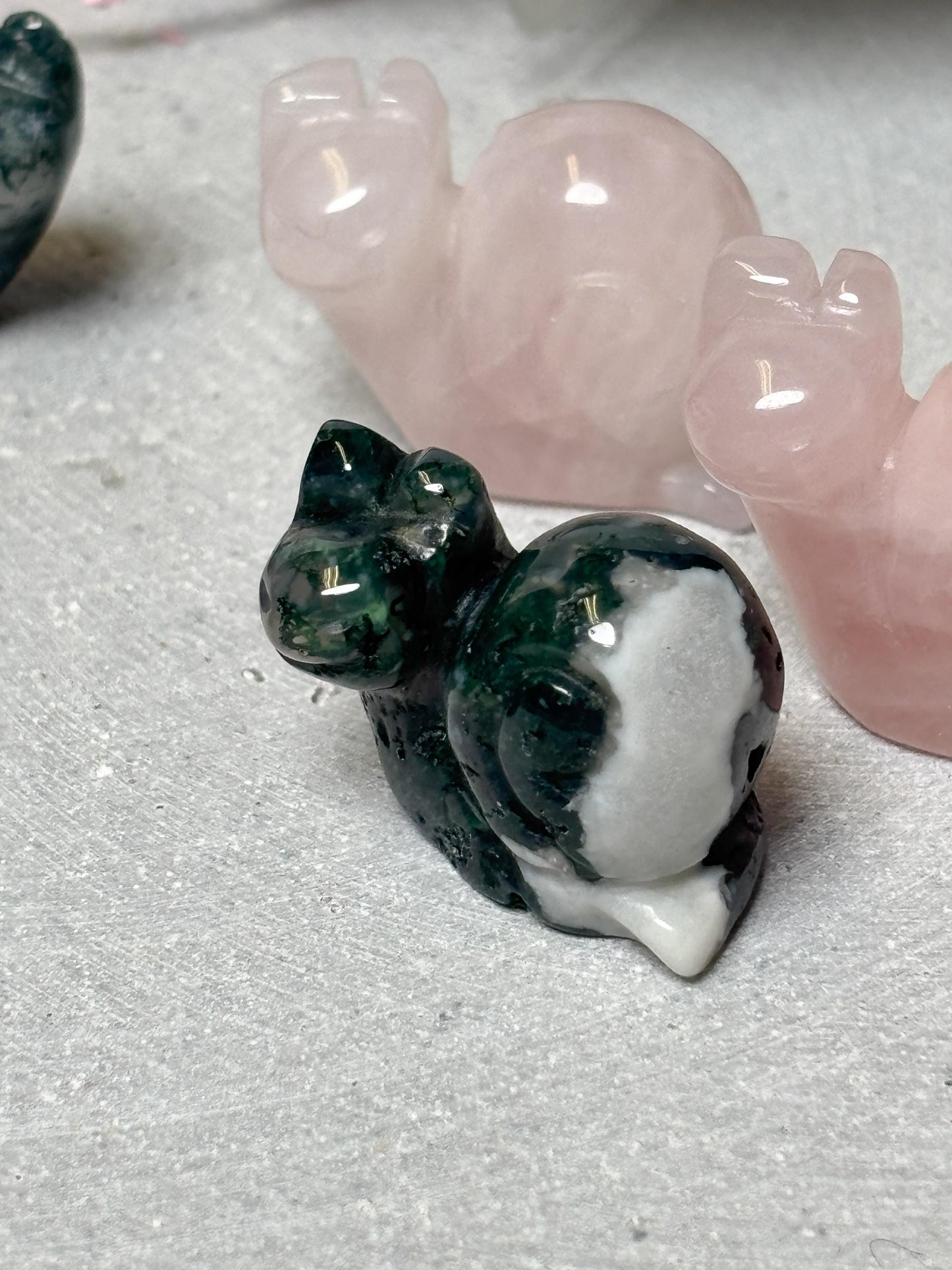 Kristall Schnecke 2,5 cm aus Rosenquarz, Aventurin oder Moosachat  kleine Edelstein Figur Deko Tier