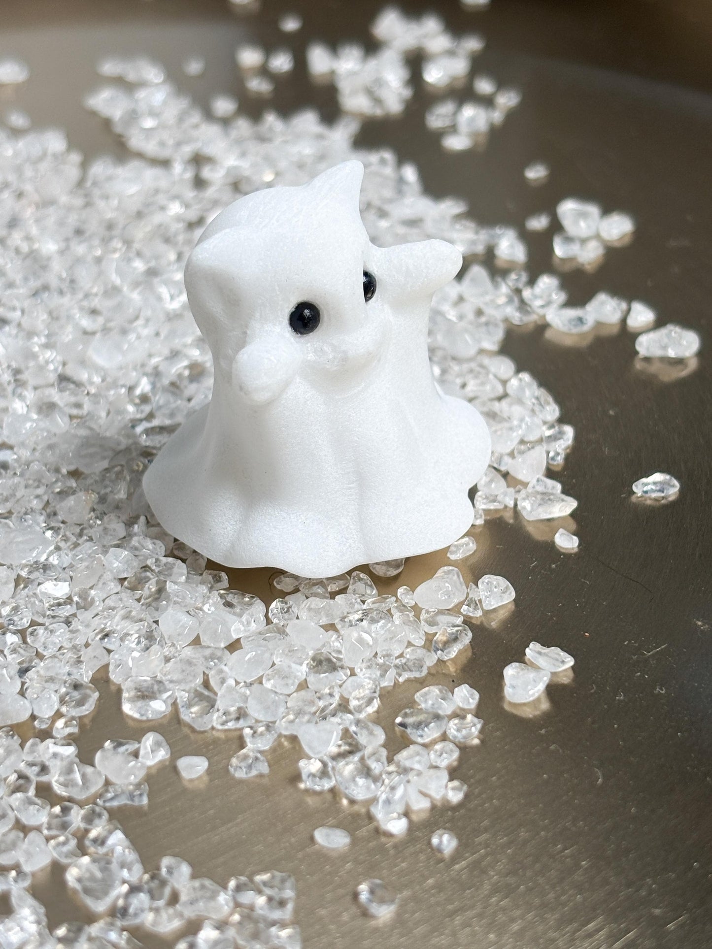 Deko Geist aus weißer Jade ca. 3,6 cm  Mini Kristallfigur, Edelstein Geist Deko, Jade Figur klein