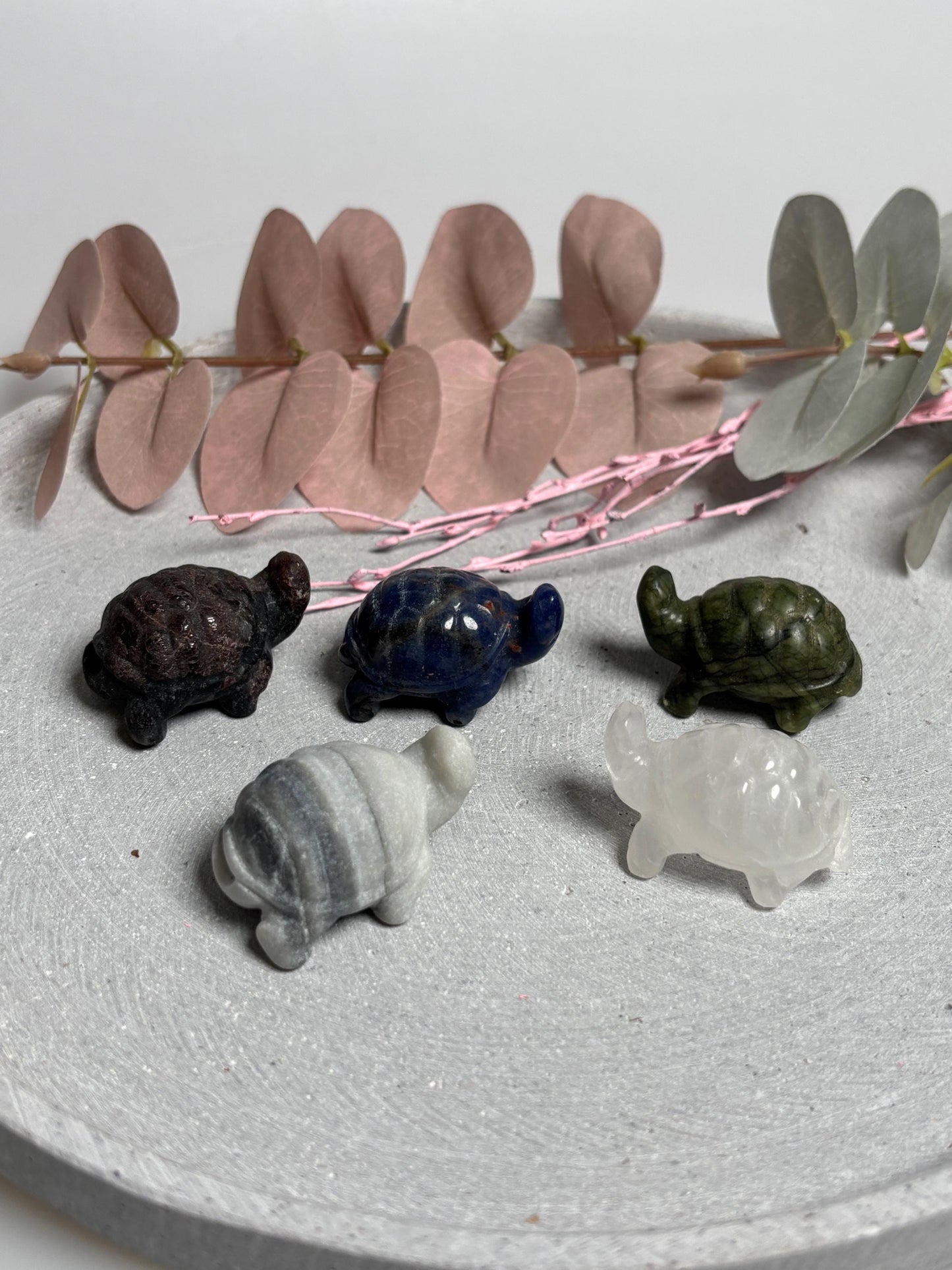 Schildkröte Figur aus Edelstein 4 cm  Kristall Carving aus Zebra Calcit, Sodalith, Bergkristall, Mahagonie Obsidian oder Jade