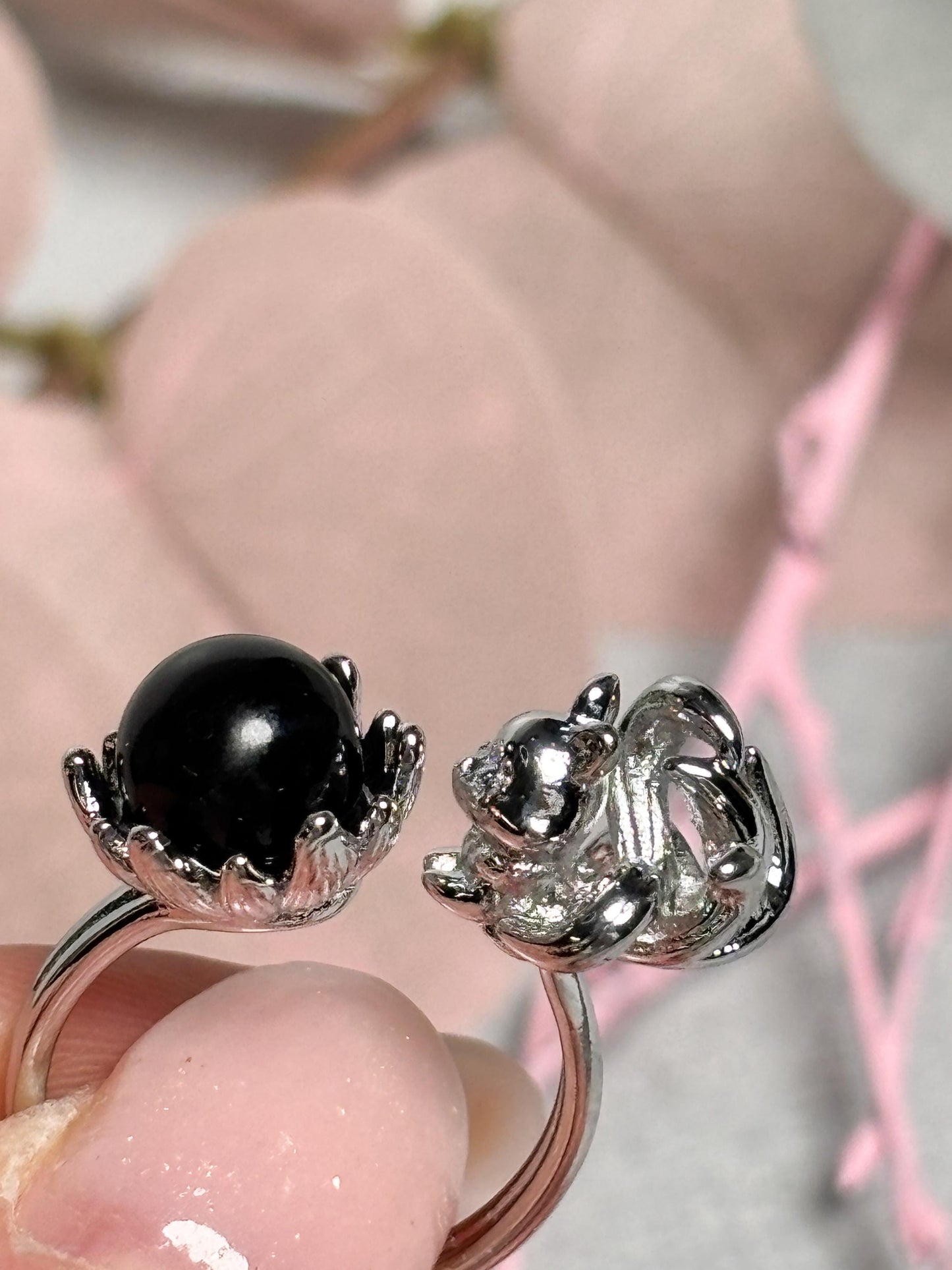 Edelstahl Ring Silber  größenverstellbarer Ring mit Silber Obsidian Kugel und Nine Tail Fox Figur, Kristall Schmuck, Edelstein Ring