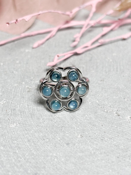 Edelstahl Spinning Ring  größenverstellbarer Ring in Blumenform mit Aquamarin Perlen, Kristall Schmuck, Edelstein Ring, Fidget Ring