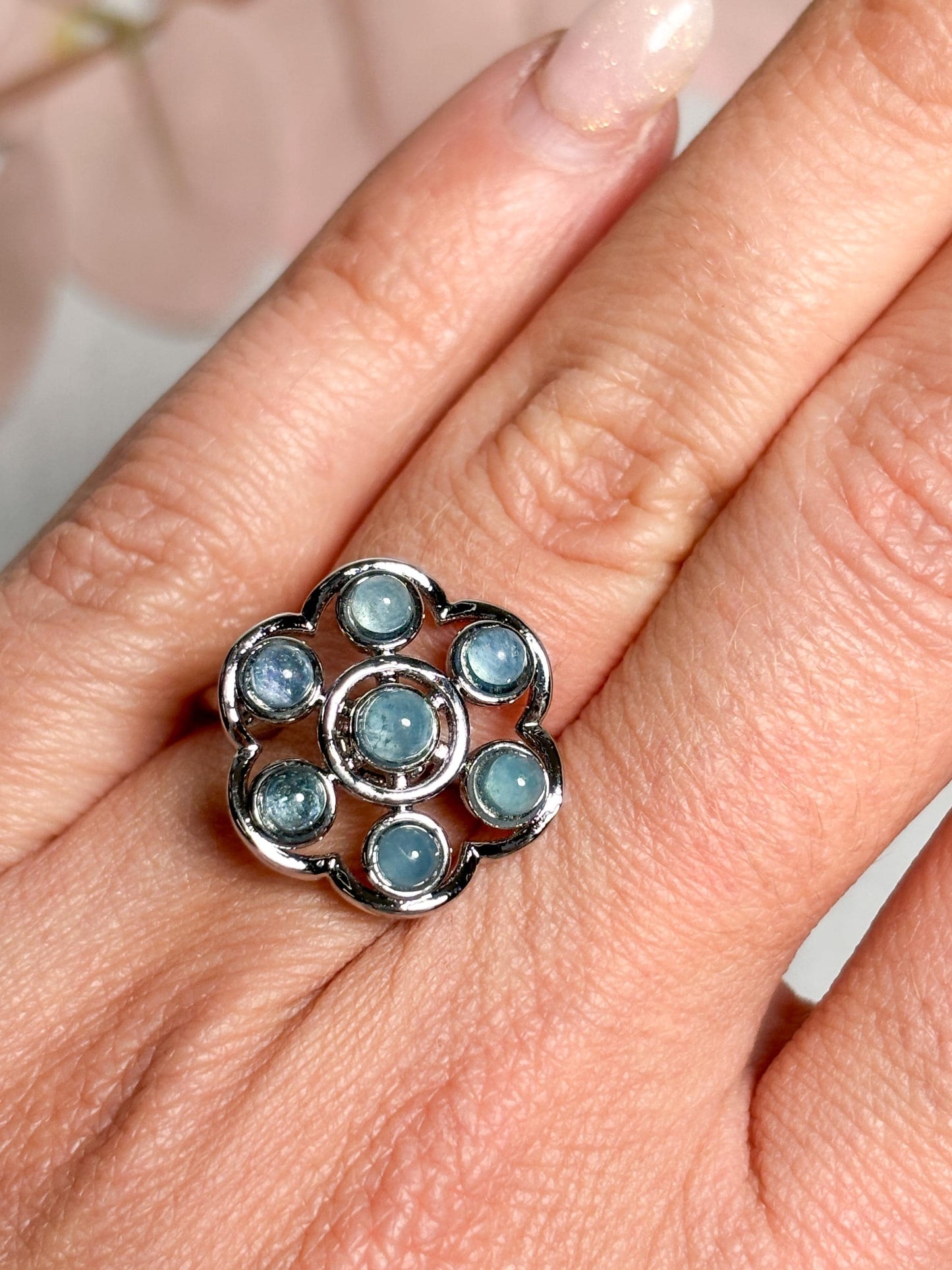 Edelstahl Spinning Ring  größenverstellbarer Ring in Blumenform mit Aquamarin Perlen, Kristall Schmuck, Edelstein Ring, Fidget Ring