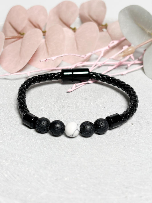 Lederarmband geflochten  mit 8 mm Lava und Magnesit Perlen, Magnetverschluss, Herren Armband, Naturstein Schmuck, Edelstein Armband