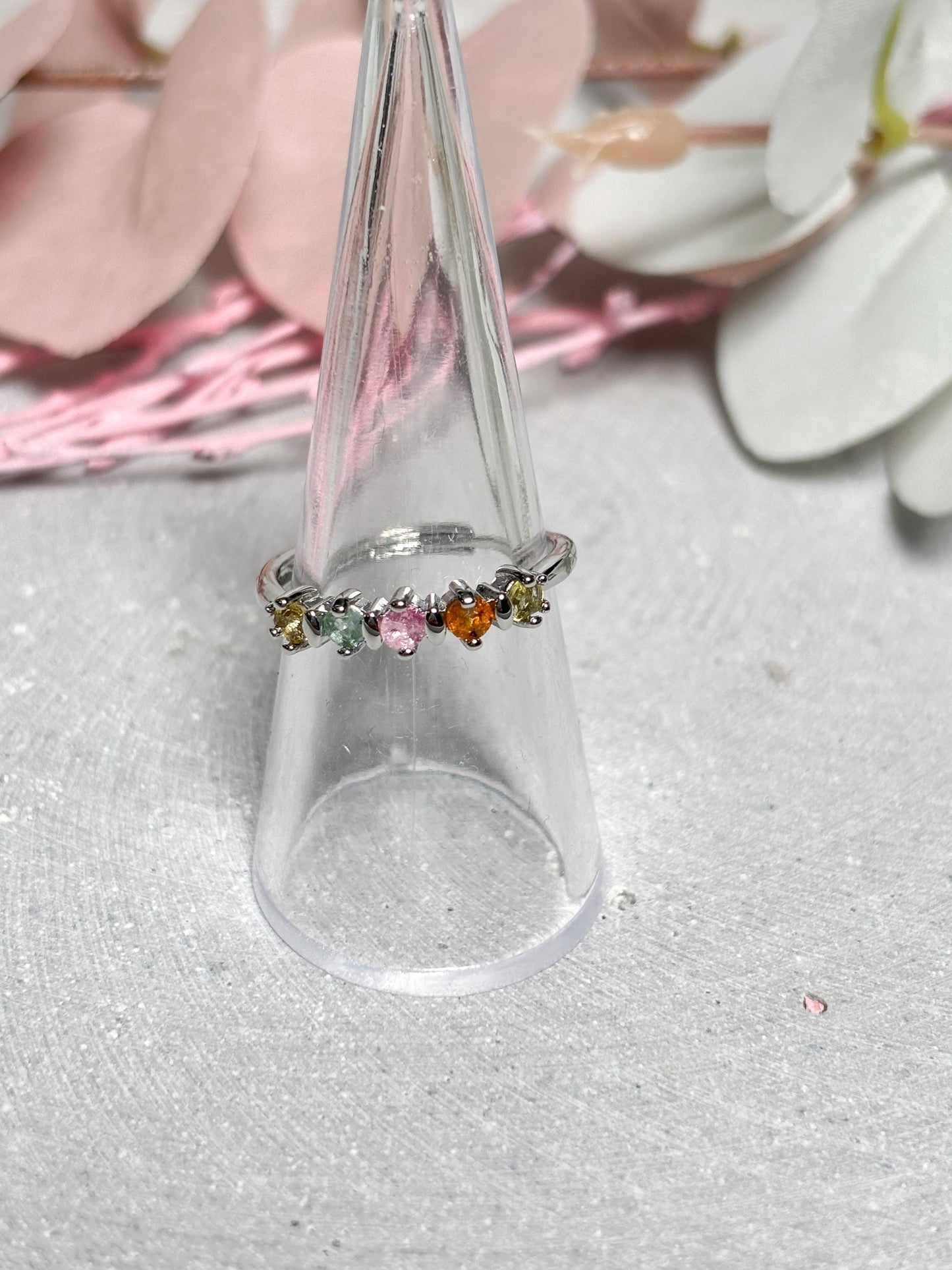 Edelstahl Ring Silber  größenverstellbarer Ring mit bunten Turmalin Steinen, Kristall Schmuck, Edelstein Ring, Rainbow Tourmaline Jewelry