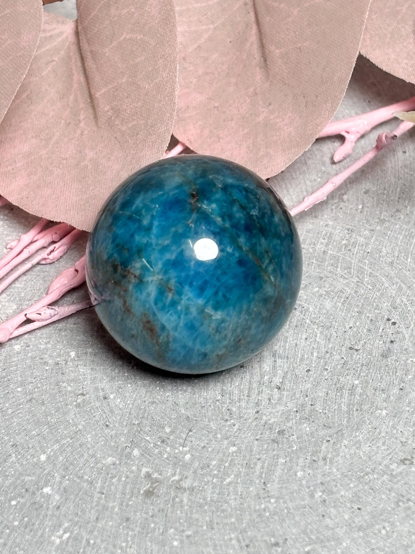 Apatit Kugel  ca. 2,62,8 cm Kristallkugel in unterschiedlichen Blautönen, Edelstein Kugel, Healing Crystal Sphere, Apatite Ball