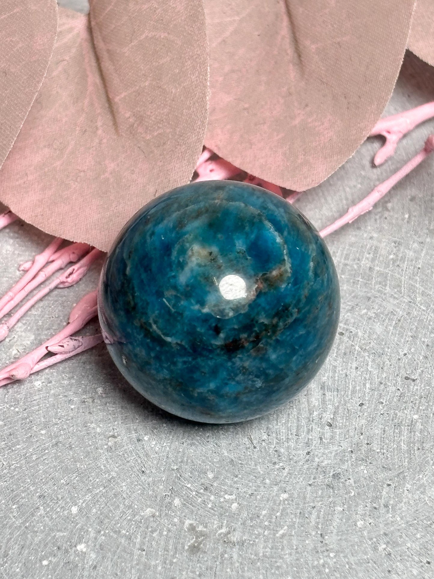 Apatit Kugel  ca. 2,62,8 cm Kristallkugel in unterschiedlichen Blautönen, Edelstein Kugel, Healing Crystal Sphere, Apatite Ball