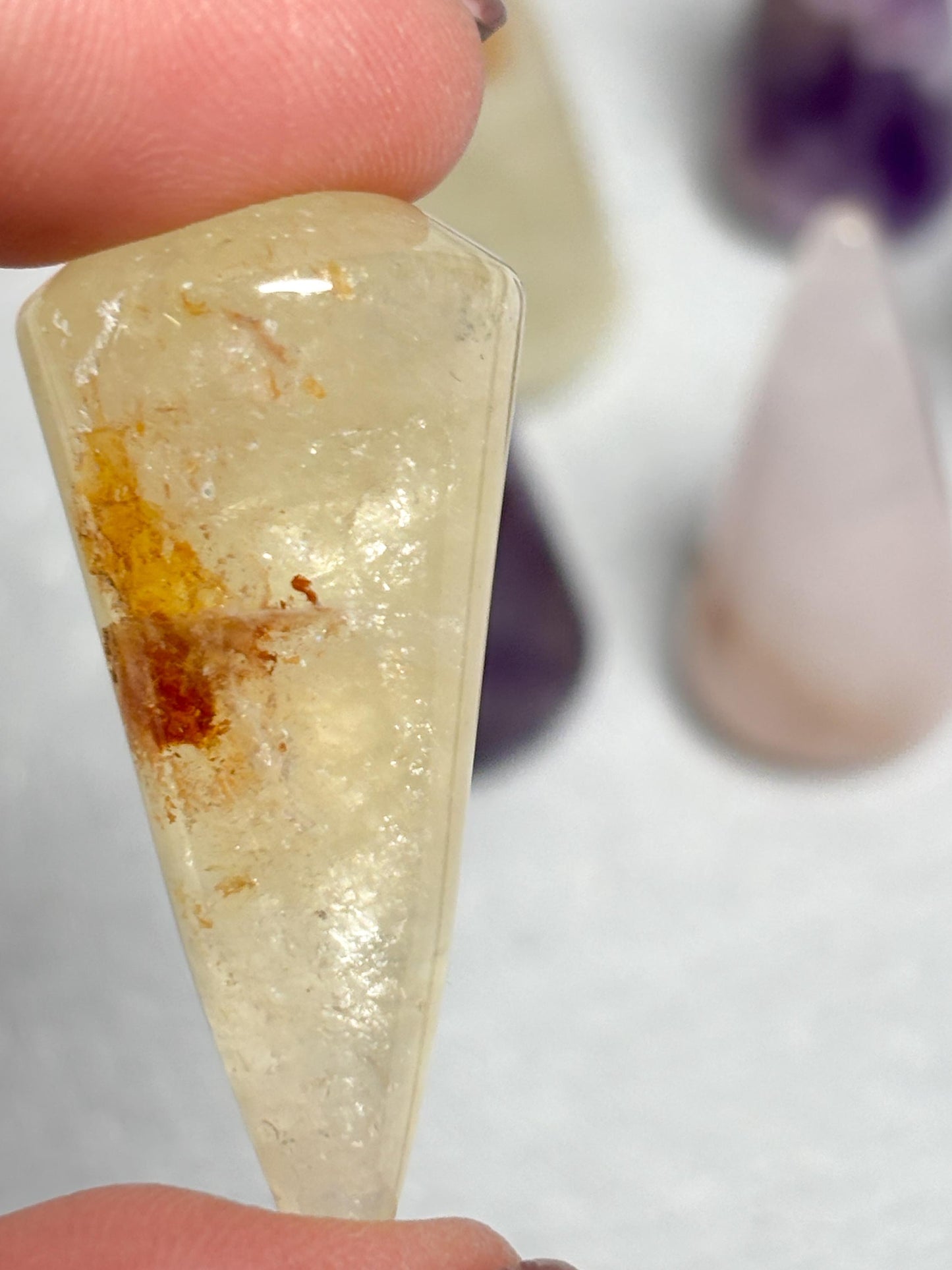Kleine Kristallkegel aus Amethyst, Citrin & Rosenquarz  ca. 3,8 x 1,7 cm, Edelstein Kegel, Healing Crystal Cone, Meditation Kristalle