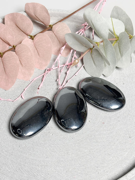 Terra Hertz Palmstone  5,6 cm Handschmeichler, energetischer Kristall Stein, glatter Edelstein, Massage Stein, Healing Crystal