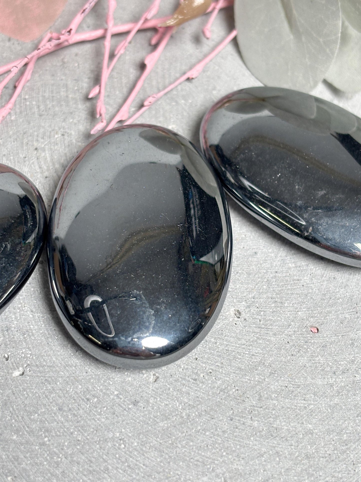 Terra Hertz Palmstone  5,6 cm Handschmeichler, energetischer Kristall Stein, glatter Edelstein, Massage Stein, Healing Crystal