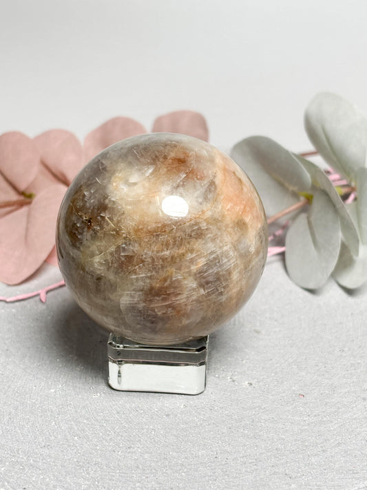 Mondstein Kugel  5,8 cm Kristallkugel mit schönem Schimmer und blauem Flash, Edelstein Deko, Naturstein Kugel, Healing Crystal Sphere