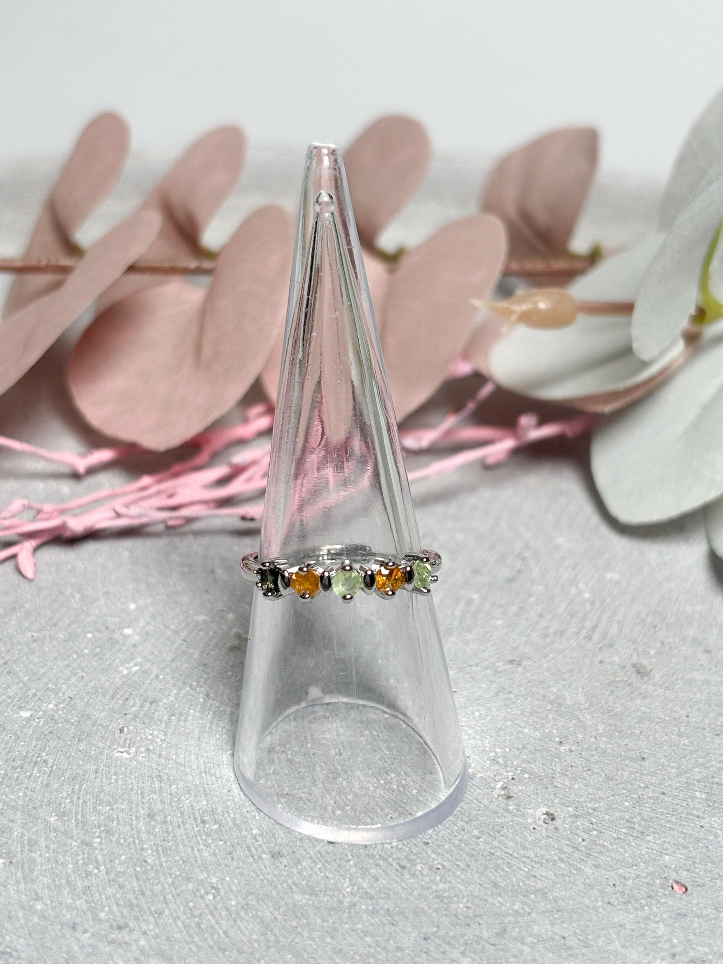 Edelstahl Ring Silber  größenverstellbarer Ring mit bunten Turmalin Steinen, Kristall Schmuck, Edelstein Ring, Rainbow Tourmaline Jewelry