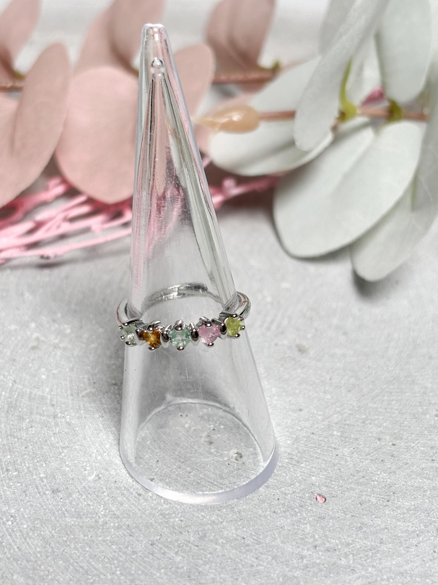 Edelstahl Ring Silber  größenverstellbarer Ring mit bunten Turmalin Steinen, Kristall Schmuck, Edelstein Ring, Rainbow Tourmaline Jewelry