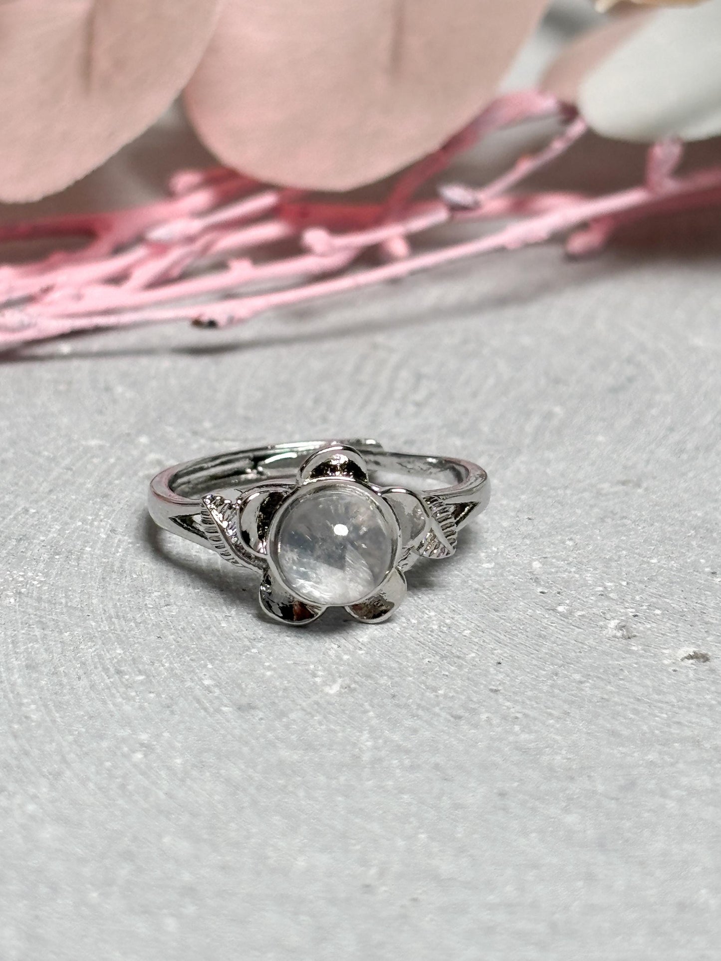 Edelstahl Ring Silber  größenverstellbarer Ring mit Blumendesign und Bergkristall Perle, Kristall Schmuck, Flower Design Ring