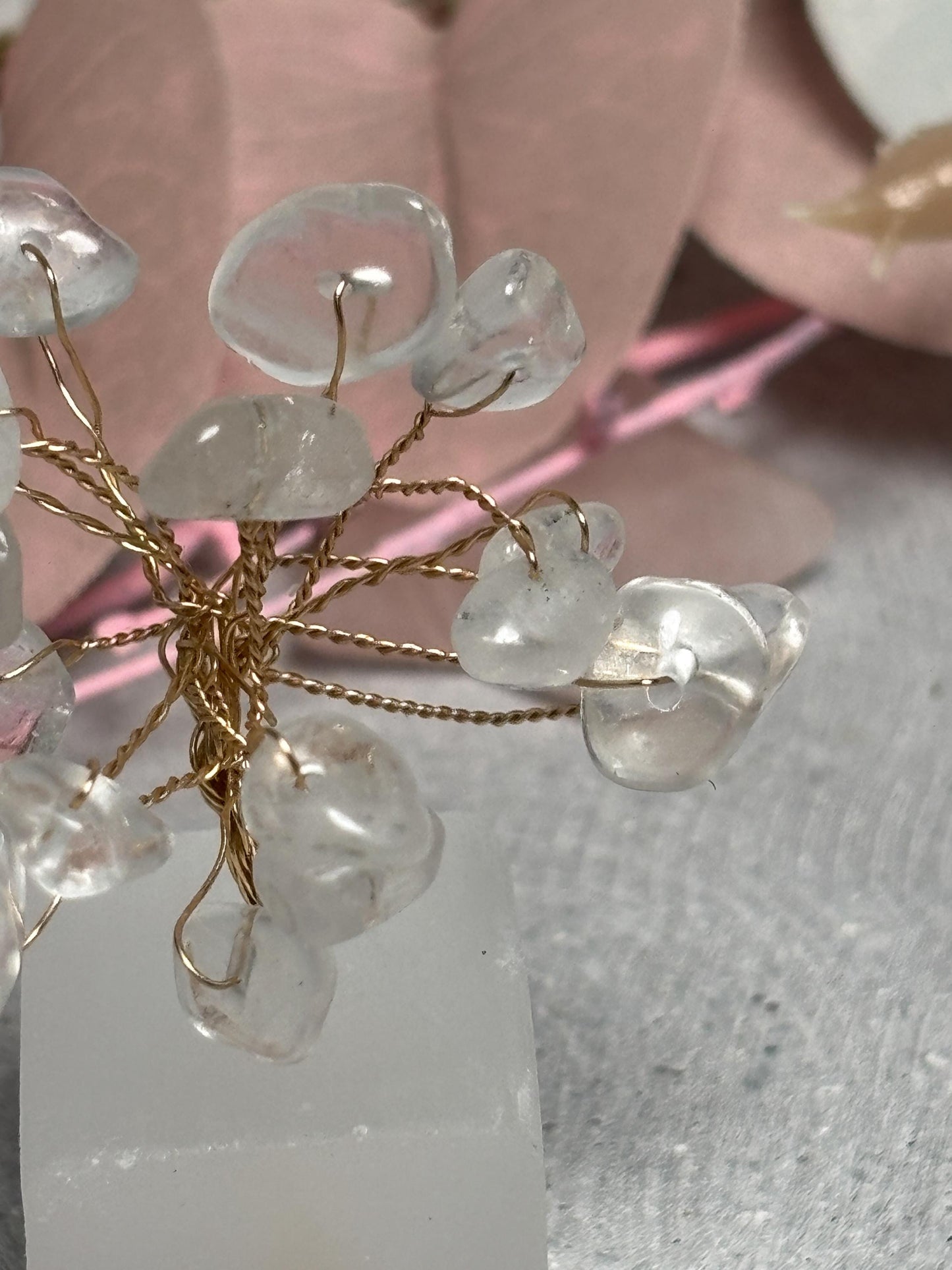 Money Tree klein  Bergkristall Kristallbaum mit Selenit Sockel, Edelstein Baum, Naturstein Deko, Healing Crystal Tree