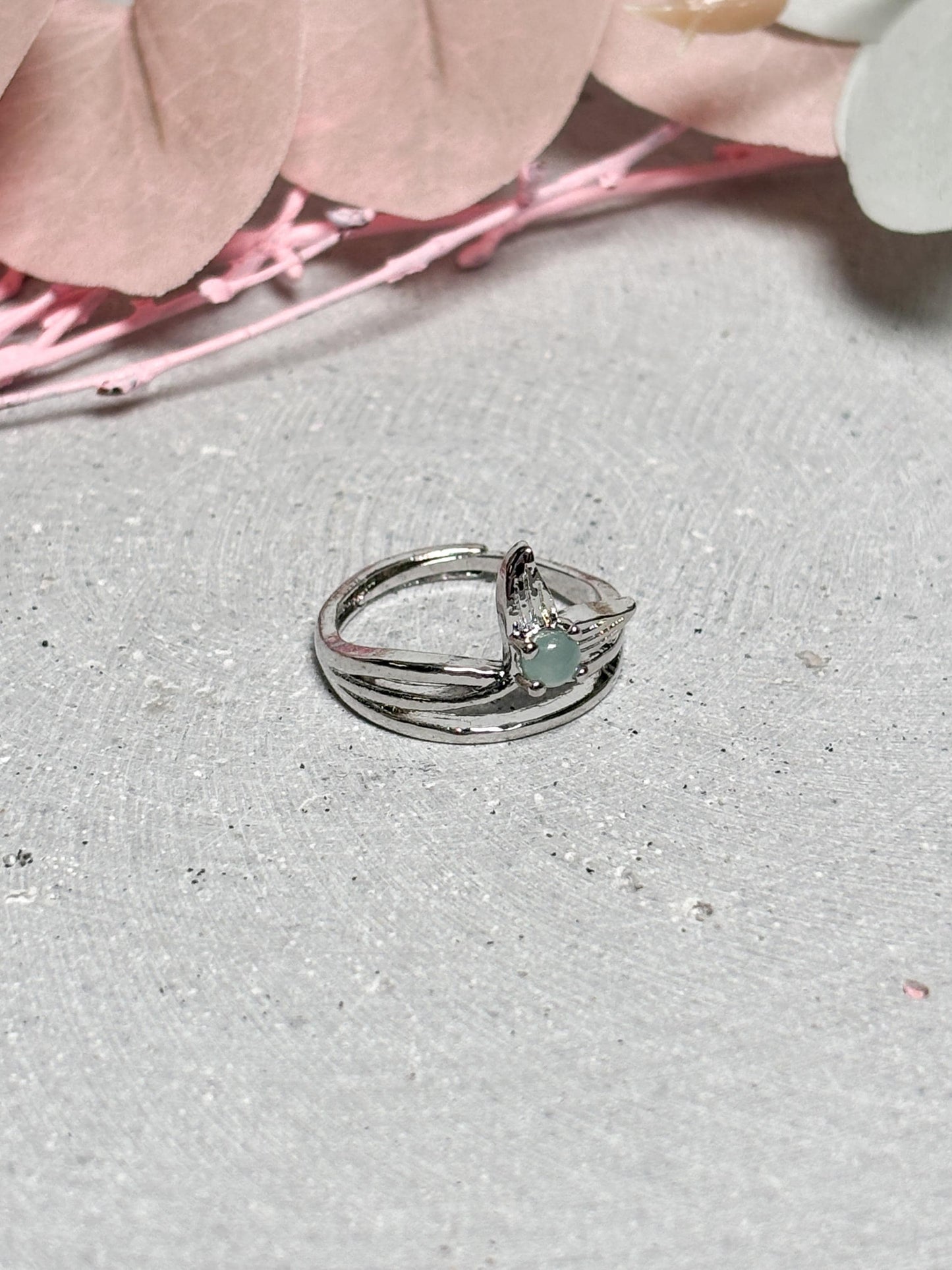 Edelstahlring mit Aquamarin Kugel  verstellbarer Ring mit Fischflosse / Meerjungfrauenflosse, Kristallring, Aquamarine Ring