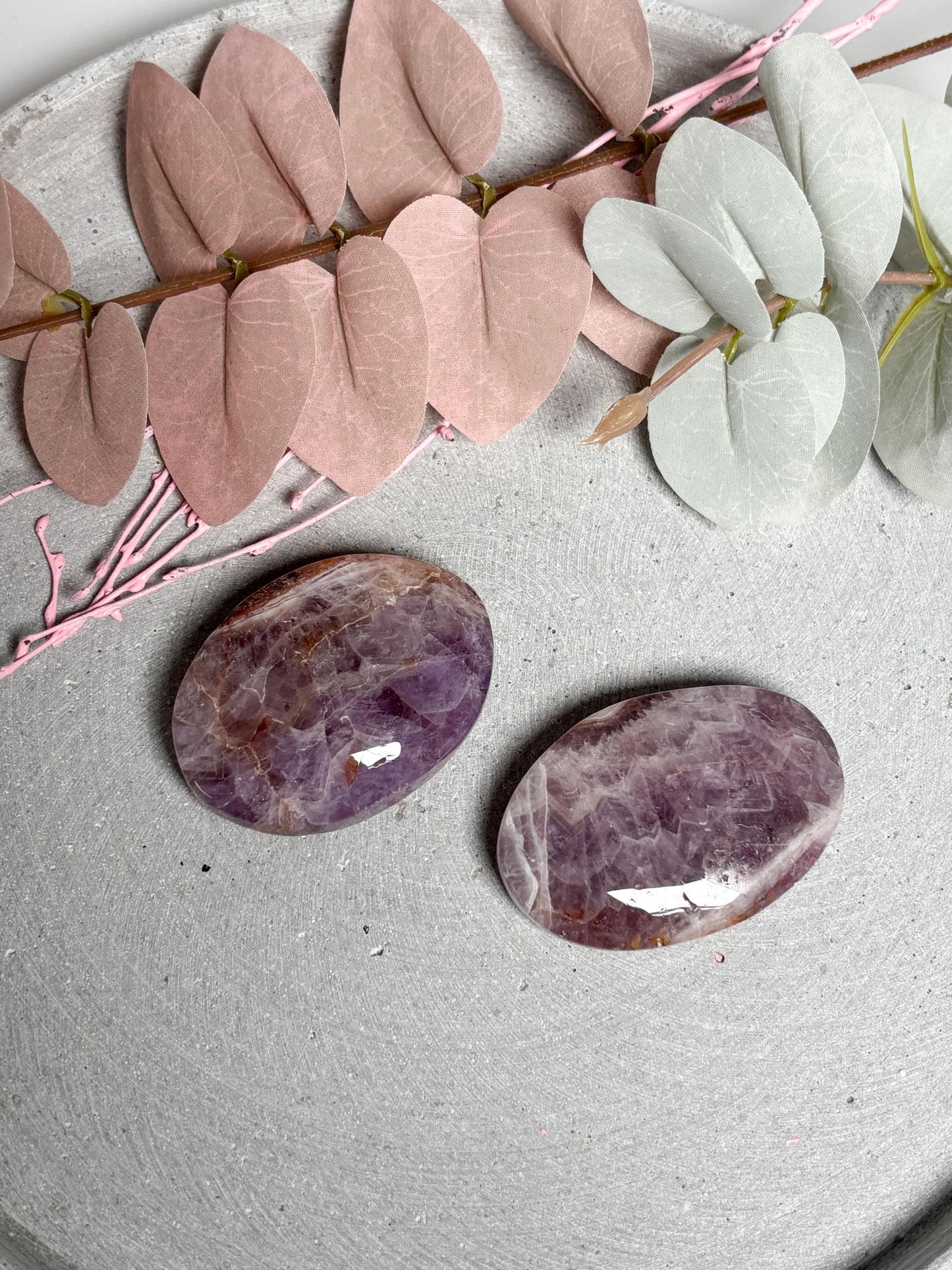 Amethyst Achat Handschmeichler ca. 6 x 4 cm  Edelstein Palmstone, Naturstein Handstein, Kristall Deko, Healing Crystal