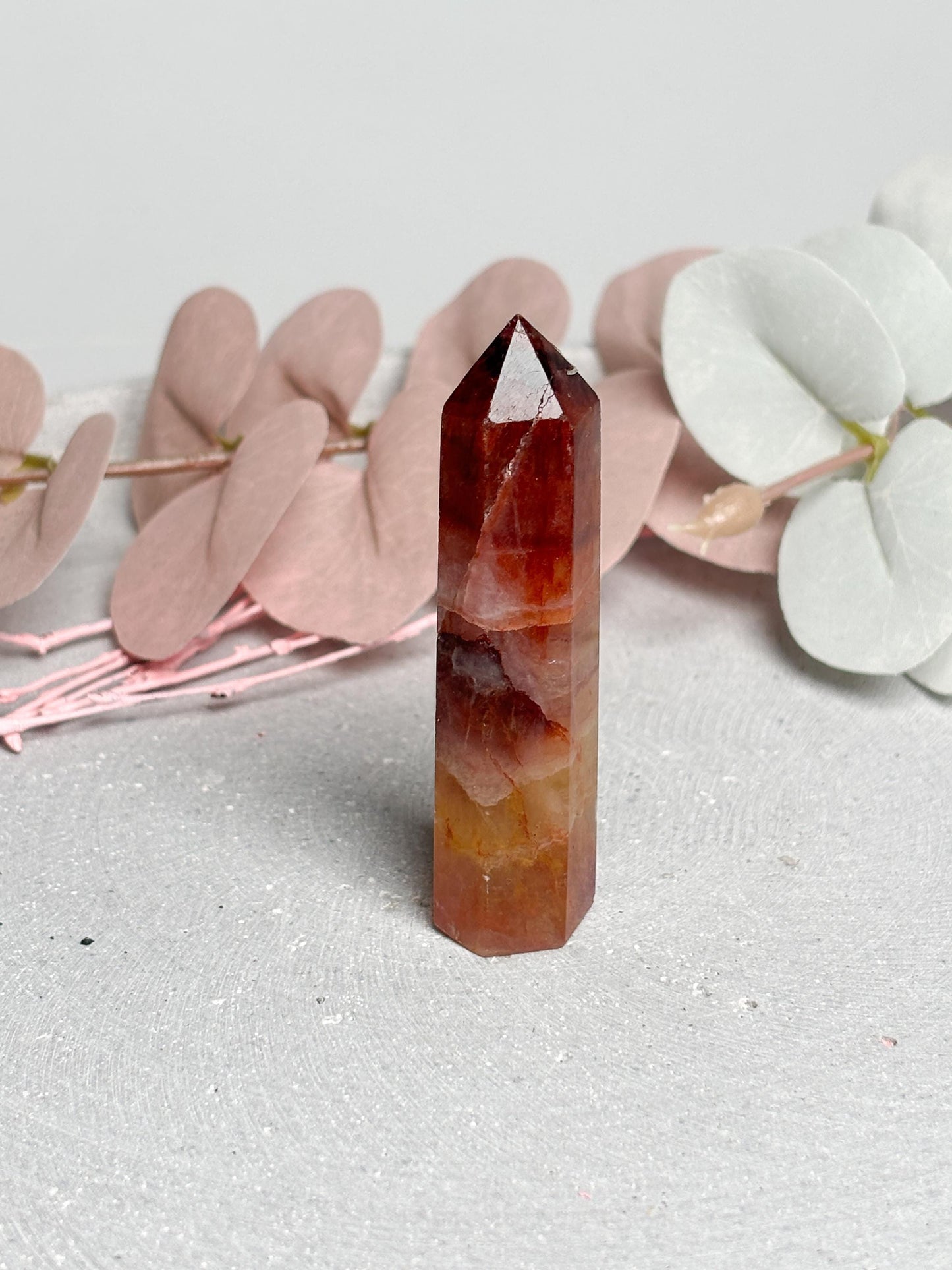 Rötlicher Fluorit Turm ca. 5,5 cm  kleiner Fluorit Kristallturm mit Streifen, Edelstein Tower, Naturstein Deko, Crystal Point