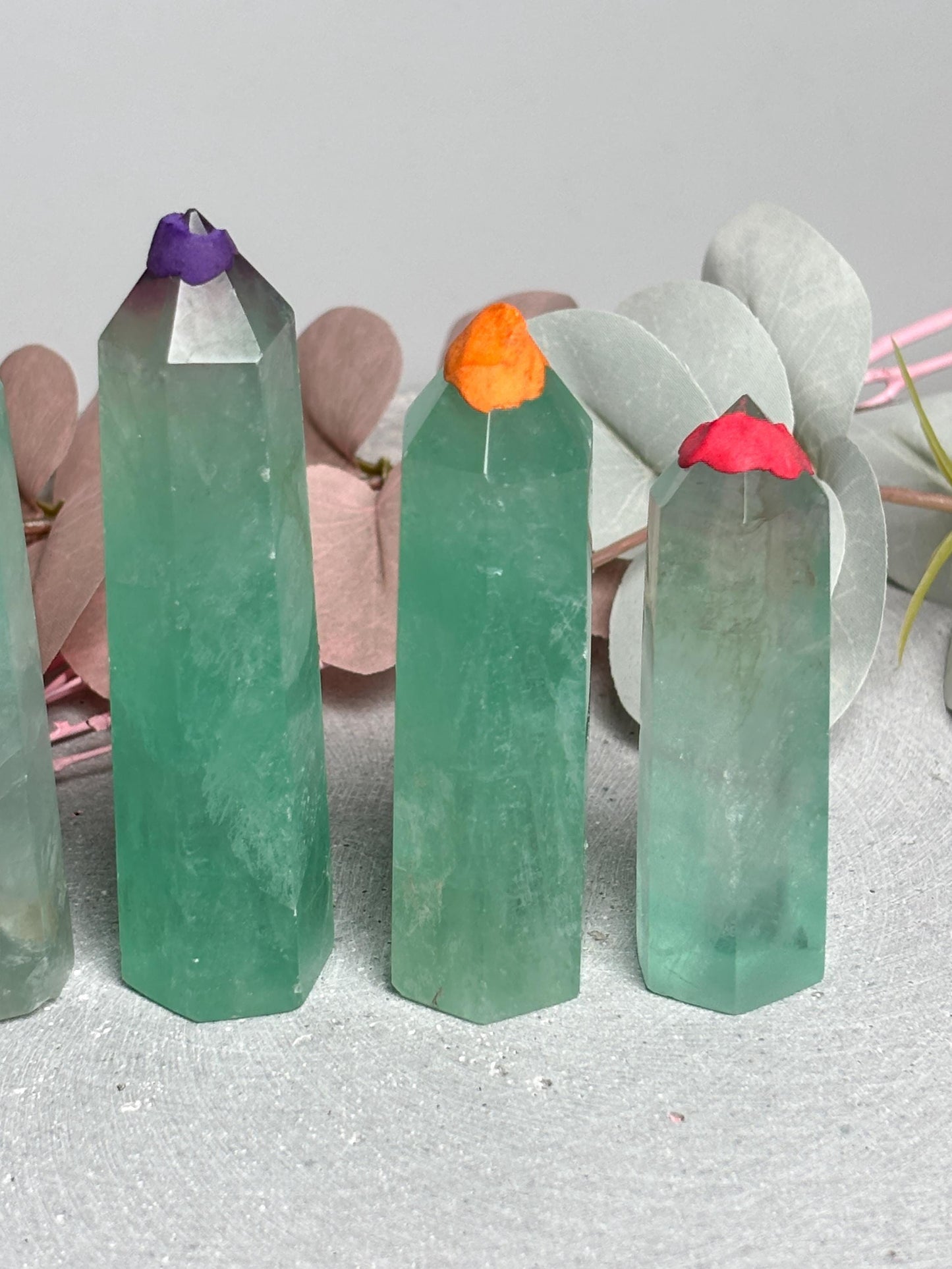 Grüner Fluorit Turm  zwei Größen erhältlich, Fluorit Kristallturm, Edelstein Tower, Naturstein Deko, Green Fluorite Crystal Point