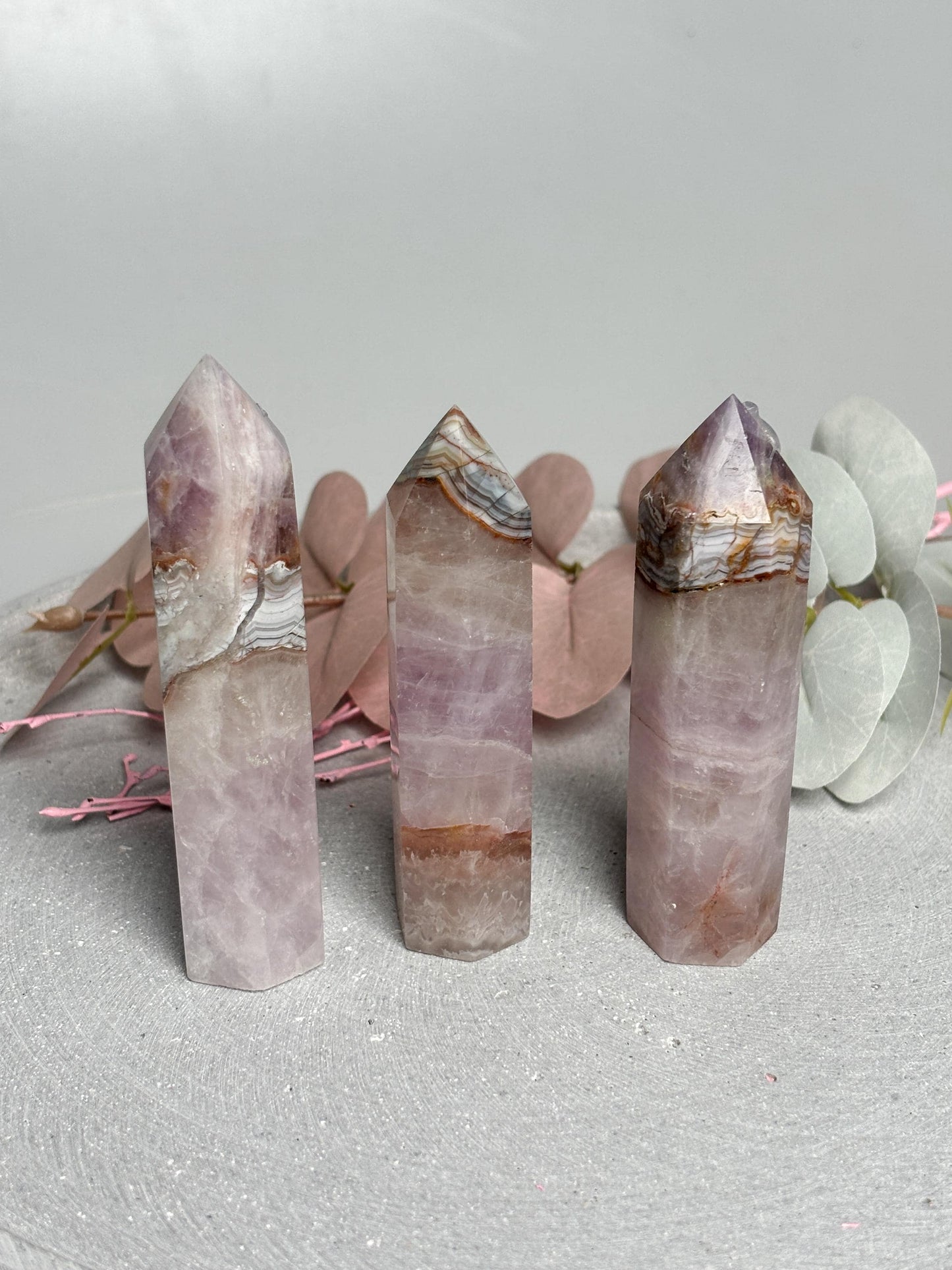 Amethyst Achat Turm ca. 8,9 cm  Kristallturm mit Banding, Edelstein Tower, Naturstein Dekosteine, Amethyst Agate Crystal Point