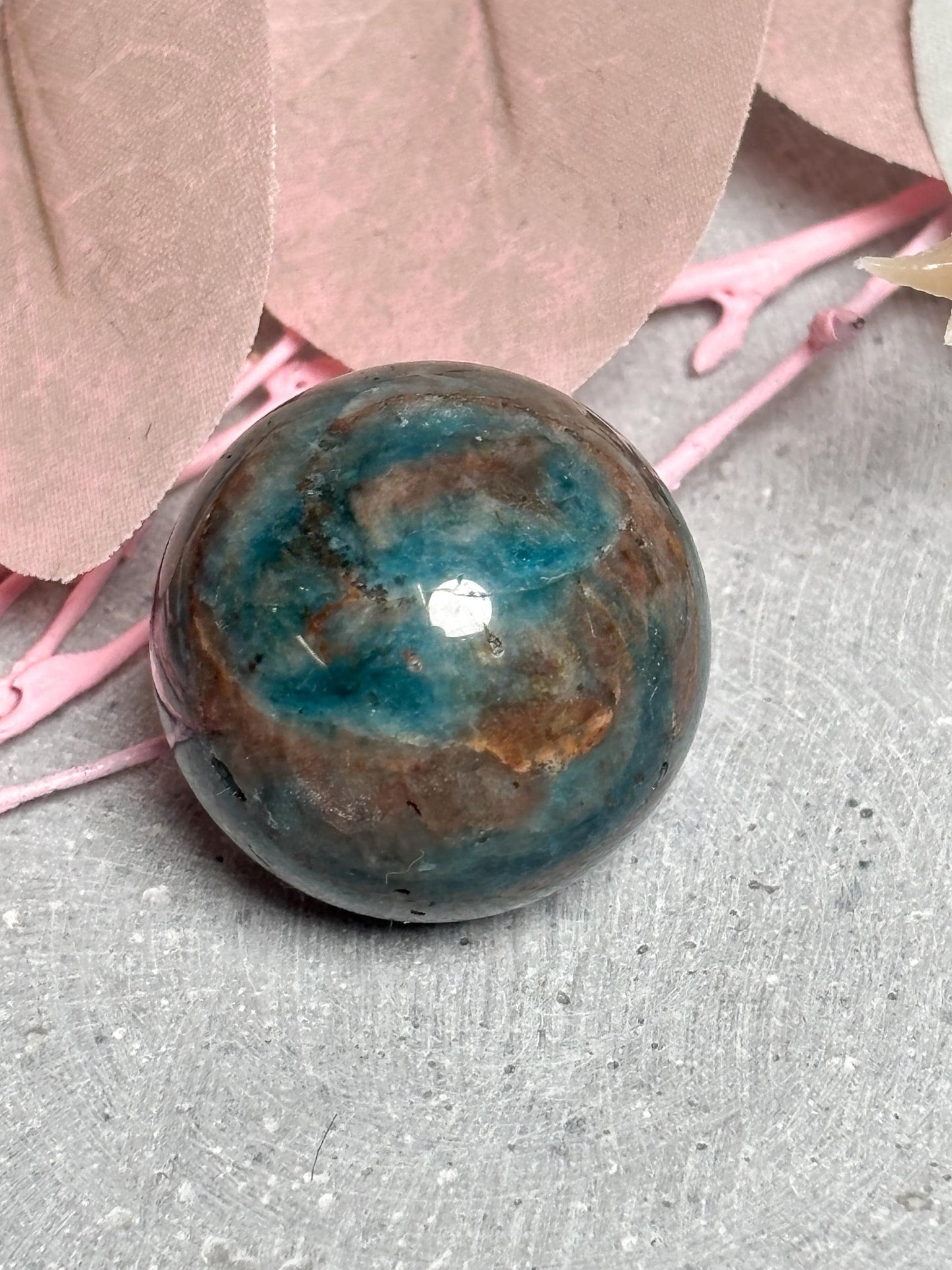 Apatit Kugel  ca. 2,62,8 cm Kristallkugel in unterschiedlichen Blautönen, Edelstein Kugel, Healing Crystal Sphere, Apatite Ball