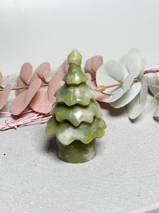 Jade Weihnachtsbaum ca. 8,8 cm  Deko Baum aus grüner Jade, Edelstein Figur, Naturstein Deko, Healing Crystal Tree