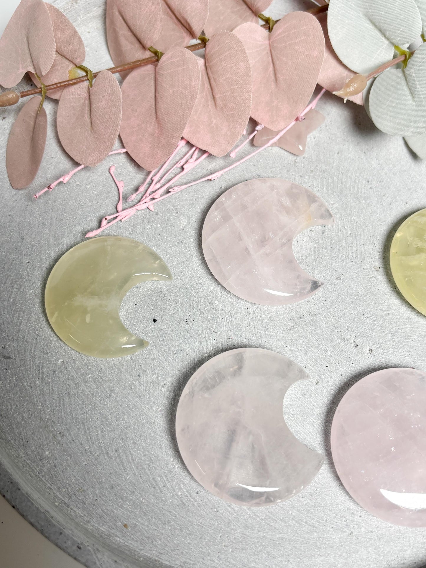 Deko Mond aus Citrin oder Rosenquarz ca. 4,8 cm  Kristall Mondfigur, Edelstein Mond, Naturstein Deko, Healing Crystal Moon