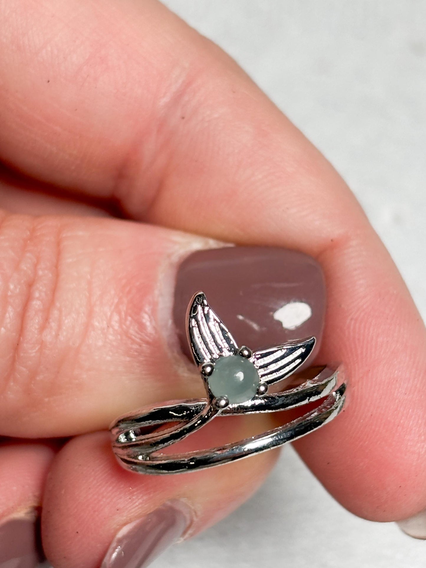 Edelstahlring mit Aquamarin Kugel  verstellbarer Ring mit Fischflosse / Meerjungfrauenflosse, Kristallring, Aquamarine Ring