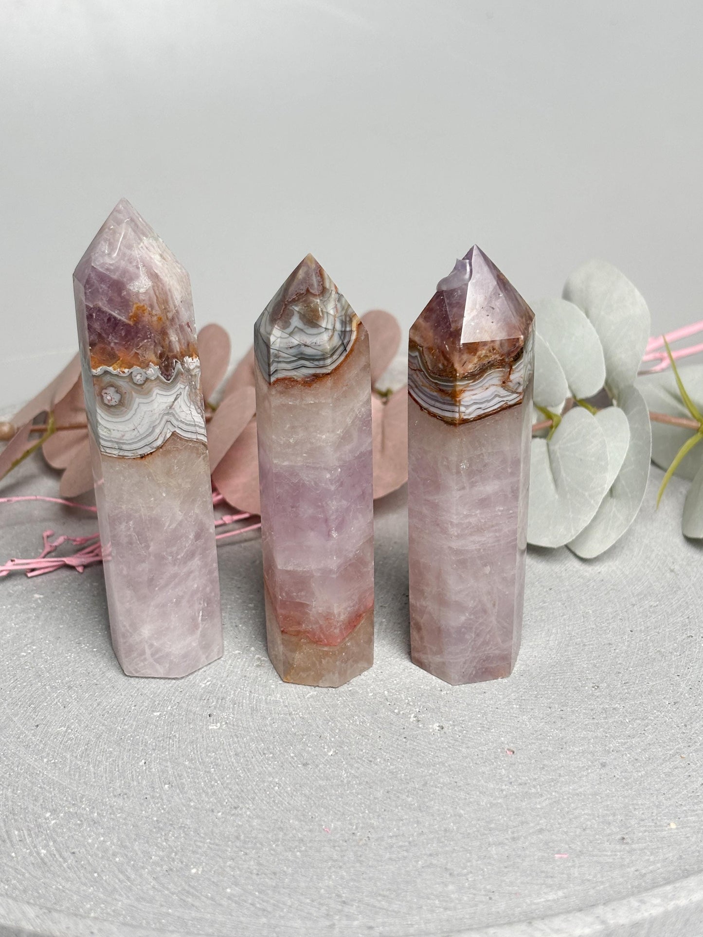 Amethyst Achat Turm ca. 8,9 cm  Kristallturm mit Banding, Edelstein Tower, Naturstein Dekosteine, Amethyst Agate Crystal Point