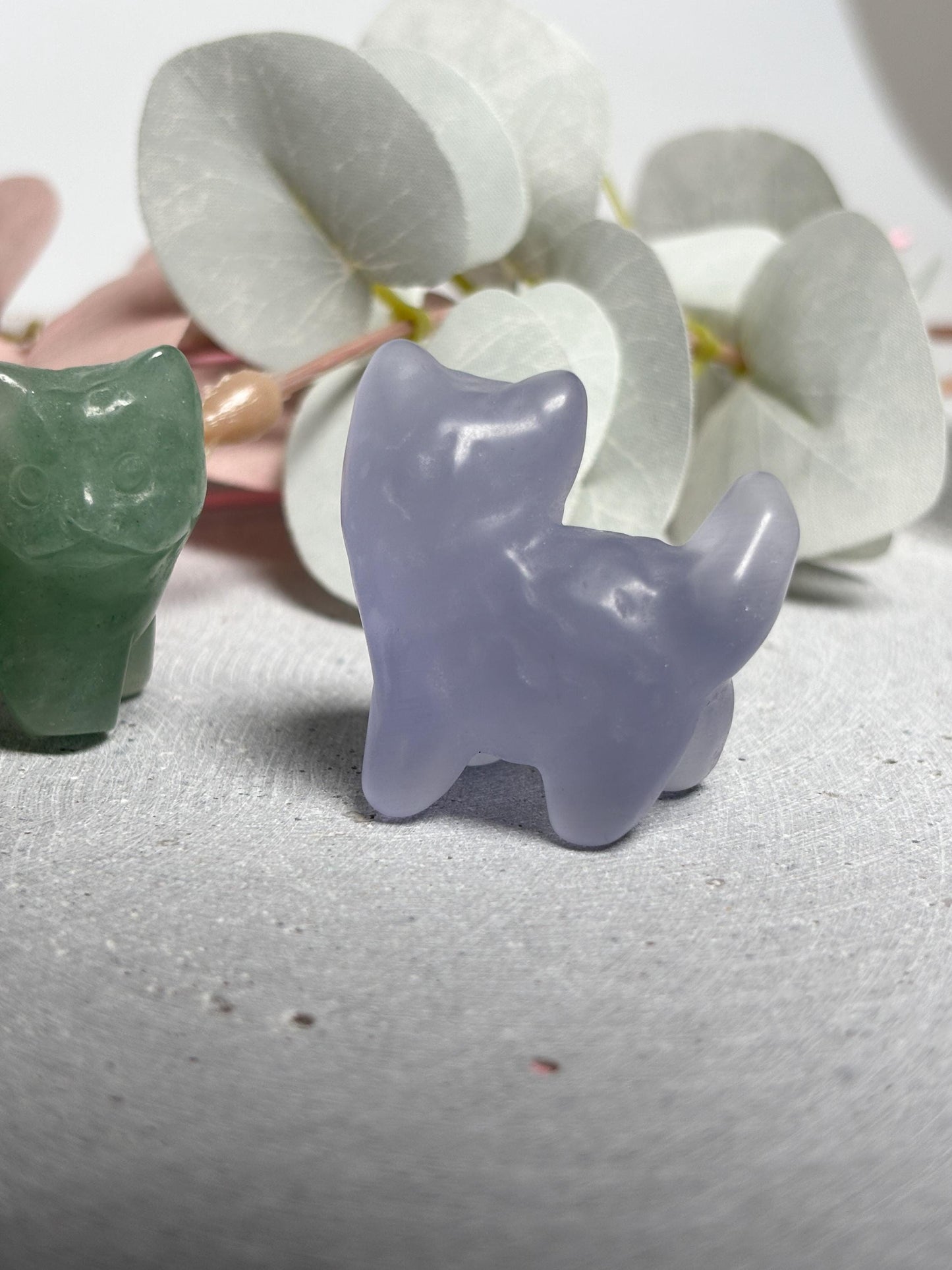 Katzen Carving ca. 3,4 cm  kleine Katzenfigur in Obsidian, grünem Aventurin oder lila Katzenauge, Kristallfigur, Crystal Cat