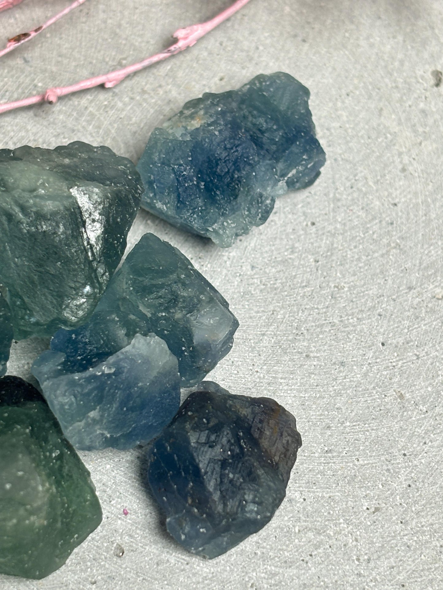 Fluorit Rohsteine 23 cm  rohe Fluoritstücke in Blau und Grün, Naturstein Rohstein, Healing Crystal, Fluorite Rough Stones