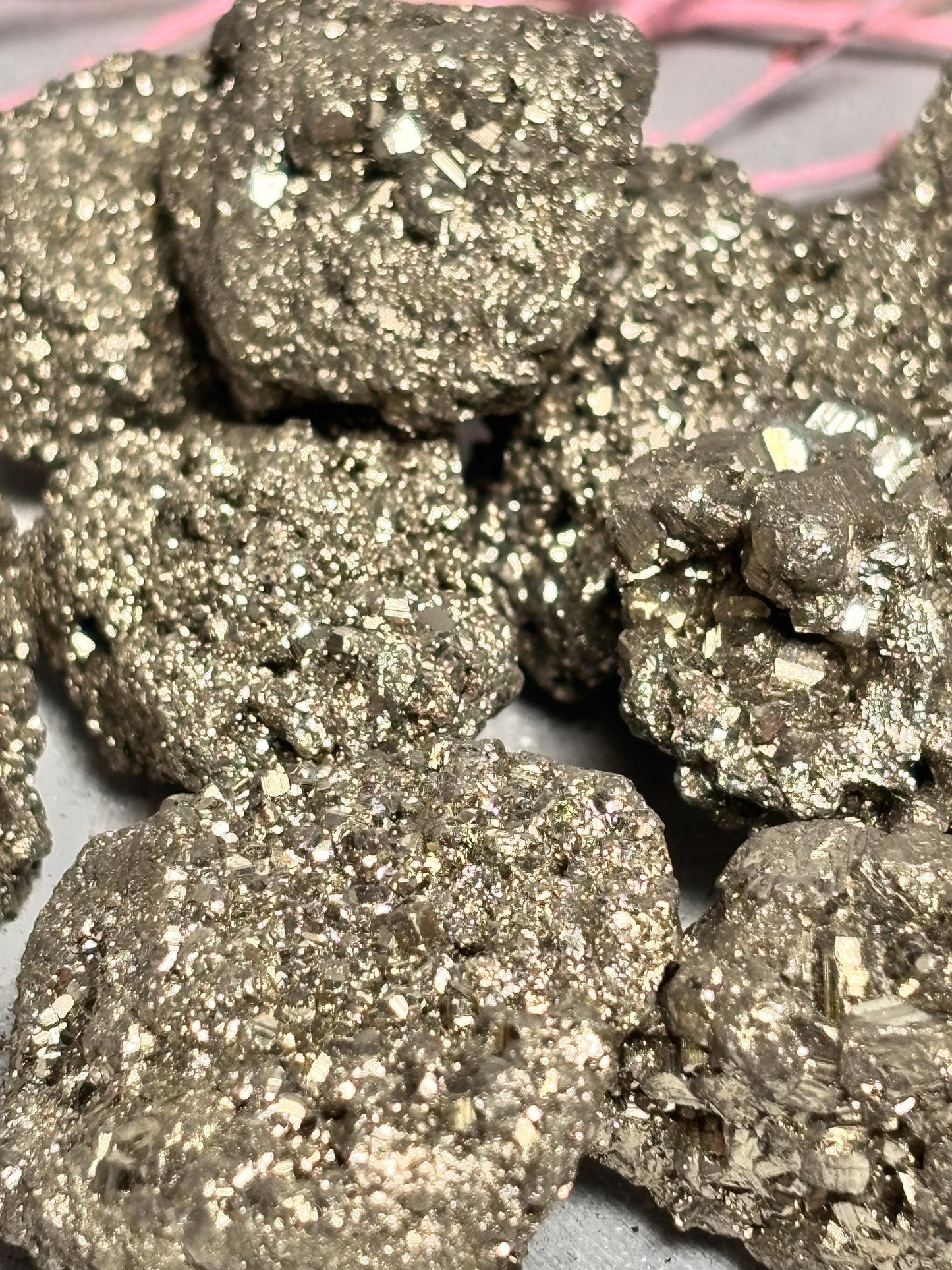 Pyrit Rohstein ca. 3 cm  goldener Naturstein Rohkristall, Pyrit Nugget, Mineralstück, Healing Crystal Raw Pyrite