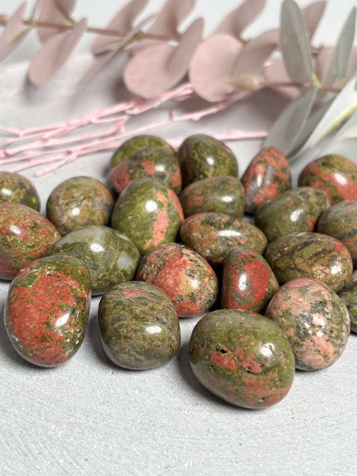 Unakit Trommelsteine  kleine 2,4 cm & große 2,8 cm Varianten  polierte Unakite Steine, Naturstein Handschmeichler