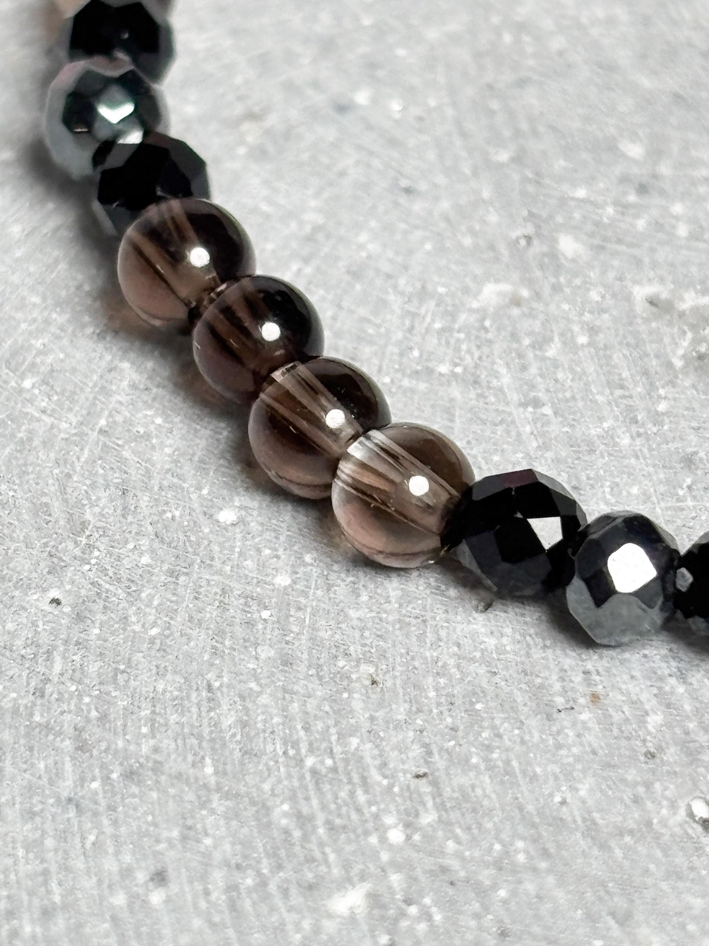 Zartes Armband 4mm Perlen Rauchquarz Silber Obsidian Terra Hertz elastisches feines Edelsteinarmband