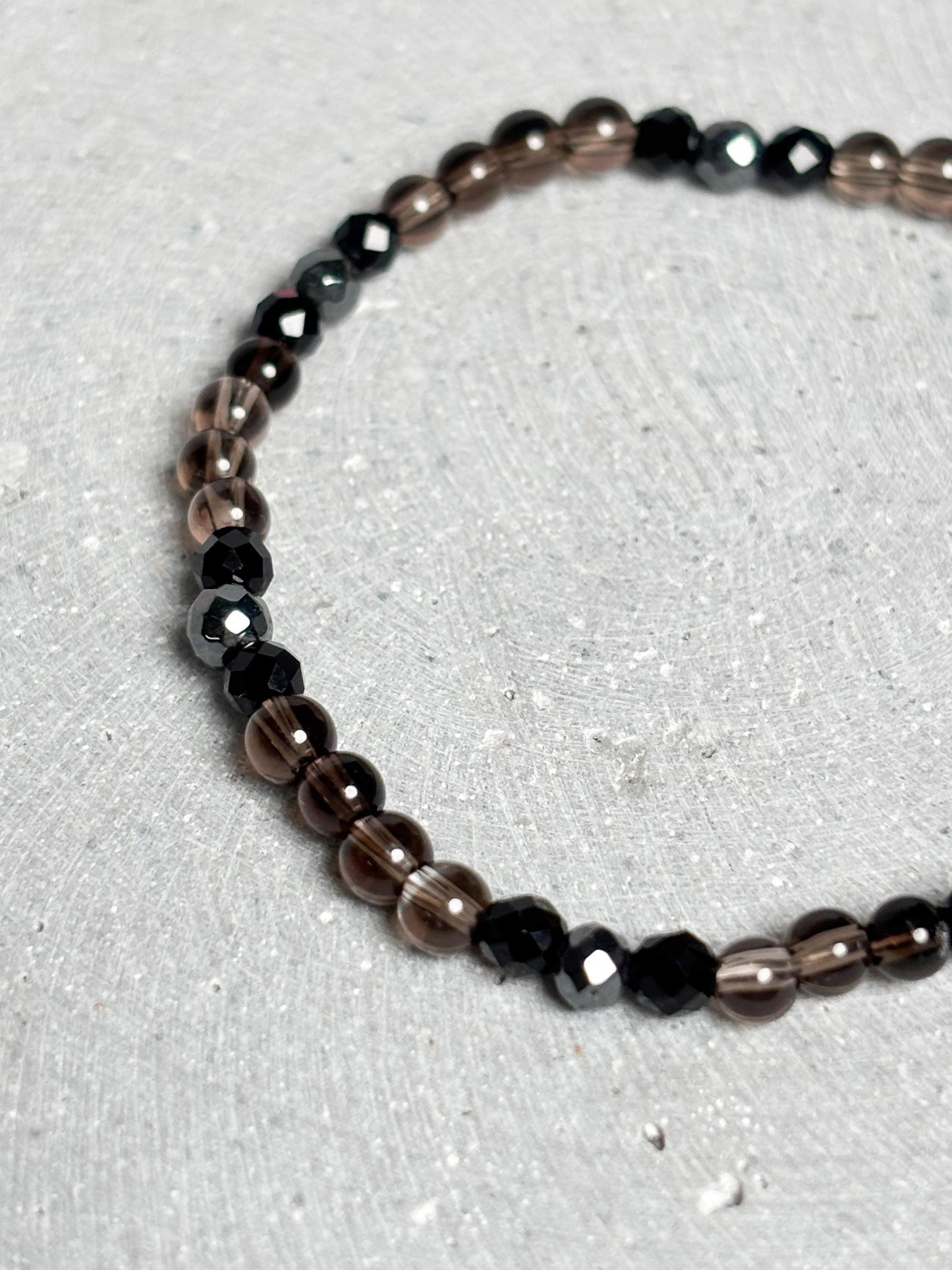 Zartes Armband 4mm Perlen Rauchquarz Silber Obsidian Terra Hertz elastisches feines Edelsteinarmband