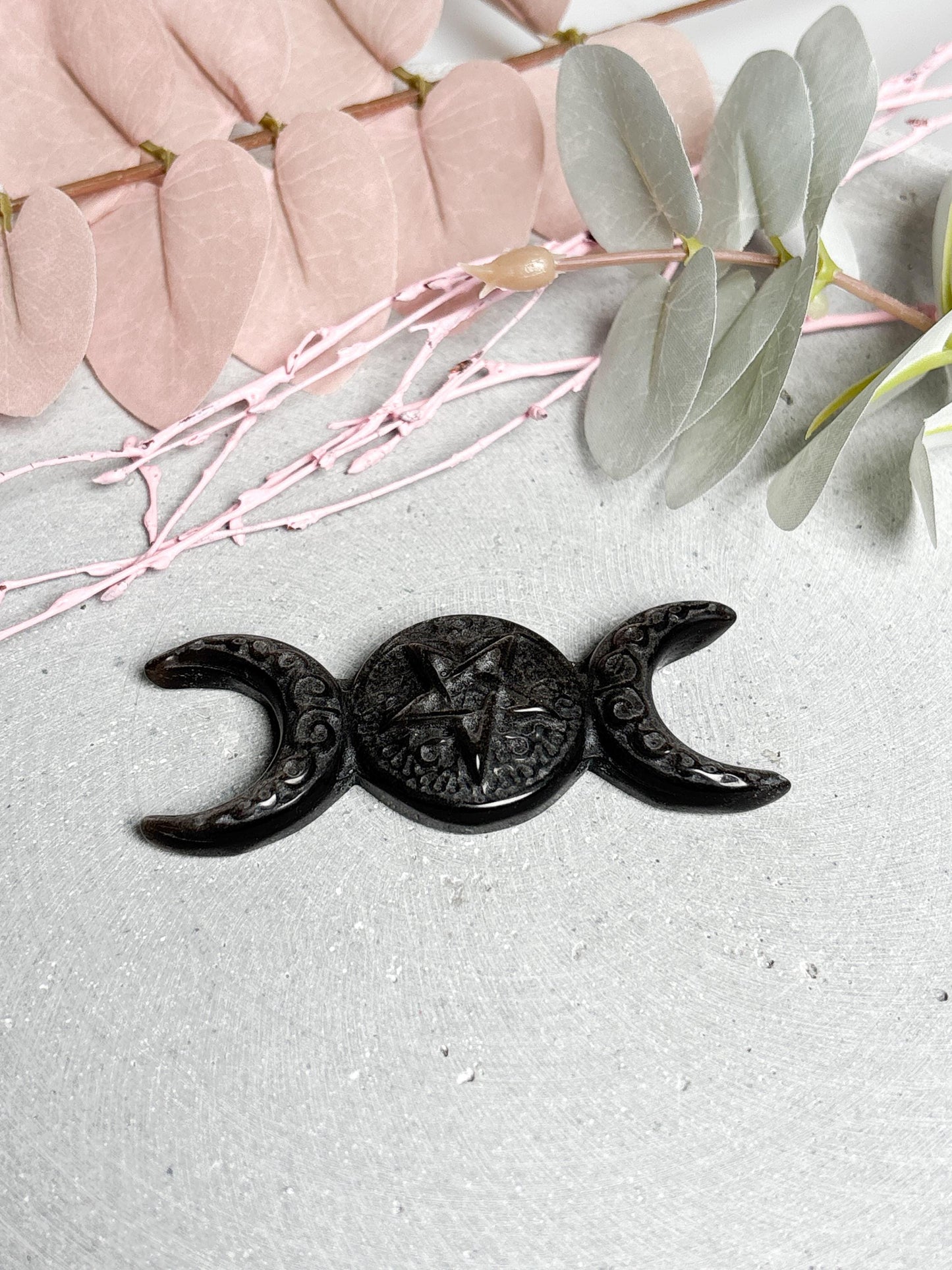 Obsidian Mondphasen Carving 8 cm  schwarzer Naturstein, Mondsymbol, polierte Dekofigur