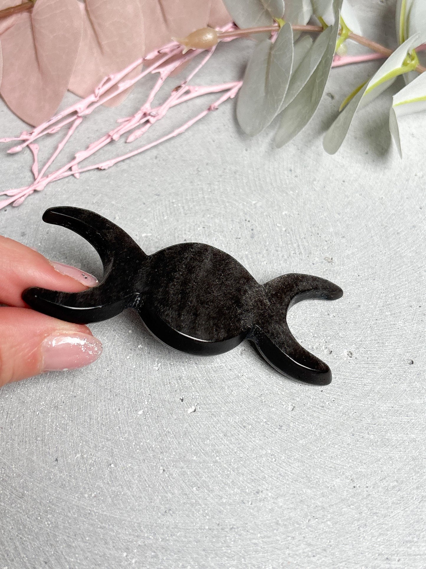 Obsidian Mondphasen Carving 8 cm  schwarzer Naturstein, Mondsymbol, polierte Dekofigur