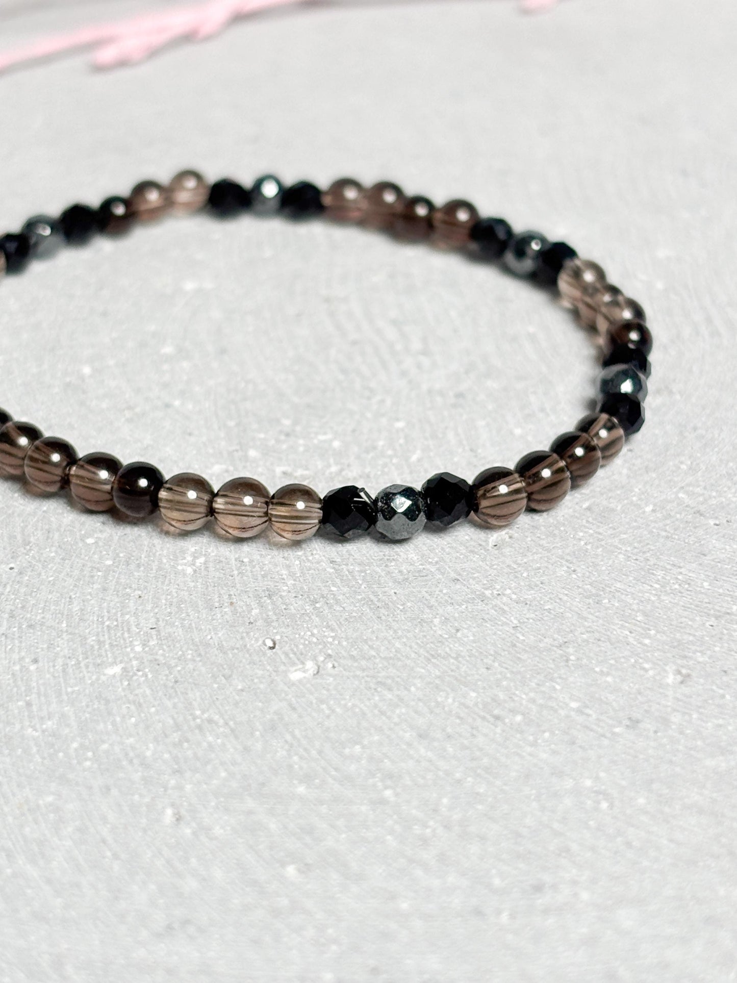 Zartes Armband 4mm Perlen Rauchquarz Silber Obsidian Terra Hertz elastisches feines Edelsteinarmband