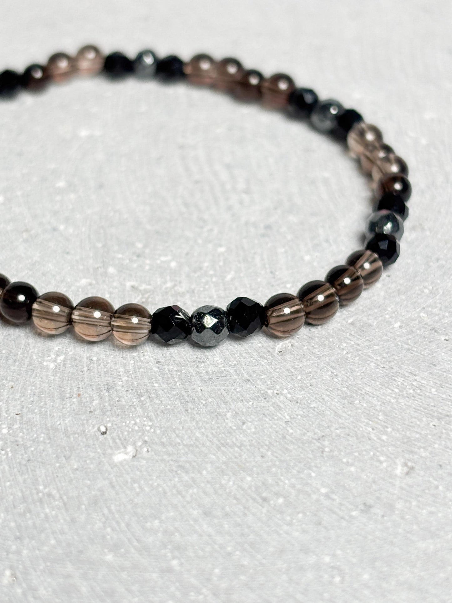 Zartes Armband 4mm Perlen Rauchquarz Silber Obsidian Terra Hertz elastisches feines Edelsteinarmband