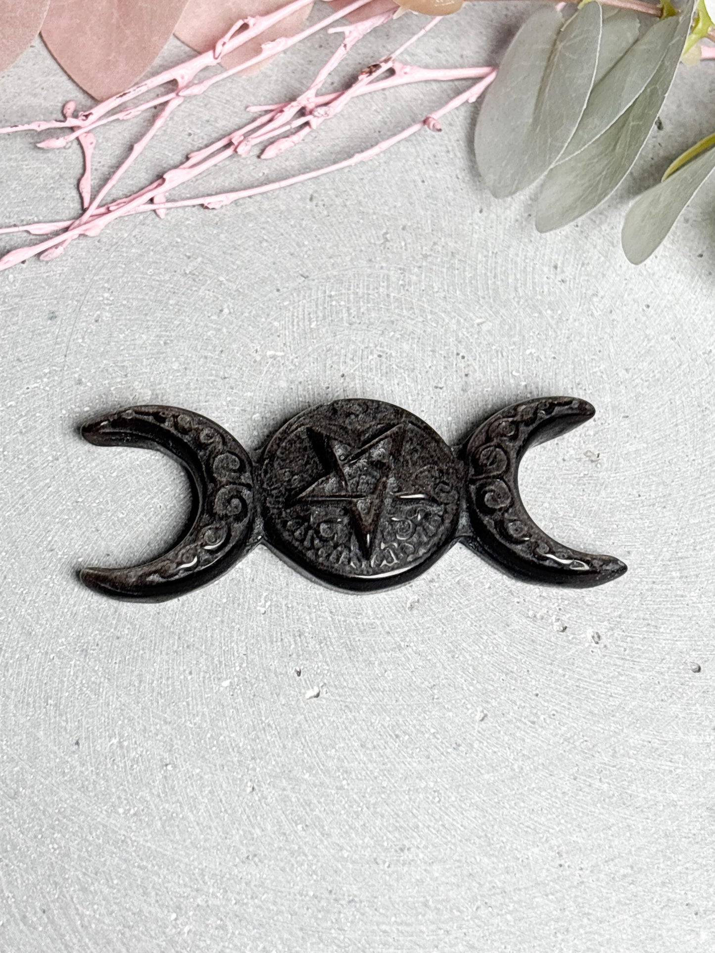 Obsidian Mondphasen Carving 8 cm  schwarzer Naturstein, Mondsymbol, polierte Dekofigur