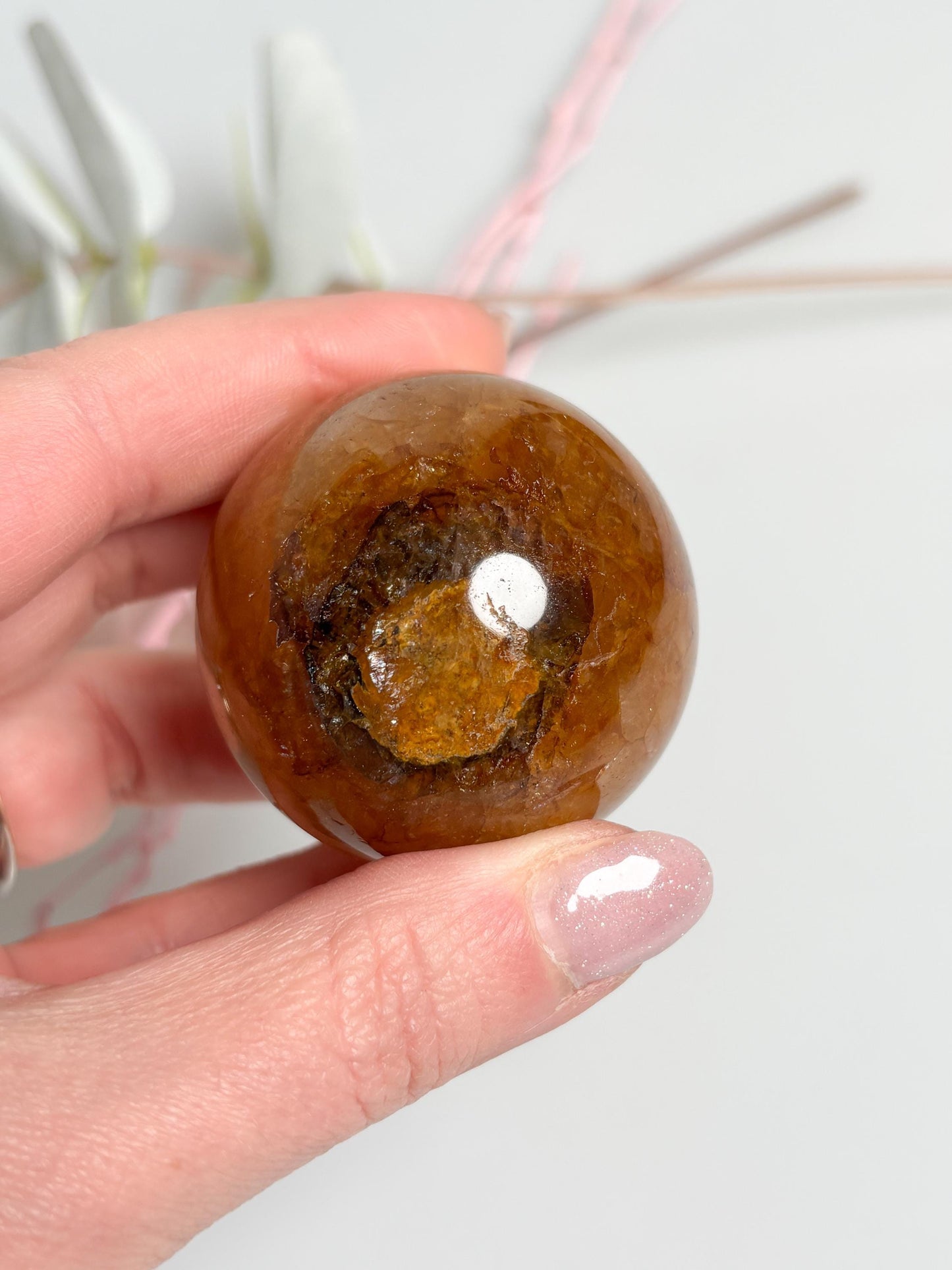 Golden Healer Quarz Kugel ca. 4,6 cm Naturstein Kristallkugel Dekoration spirituell