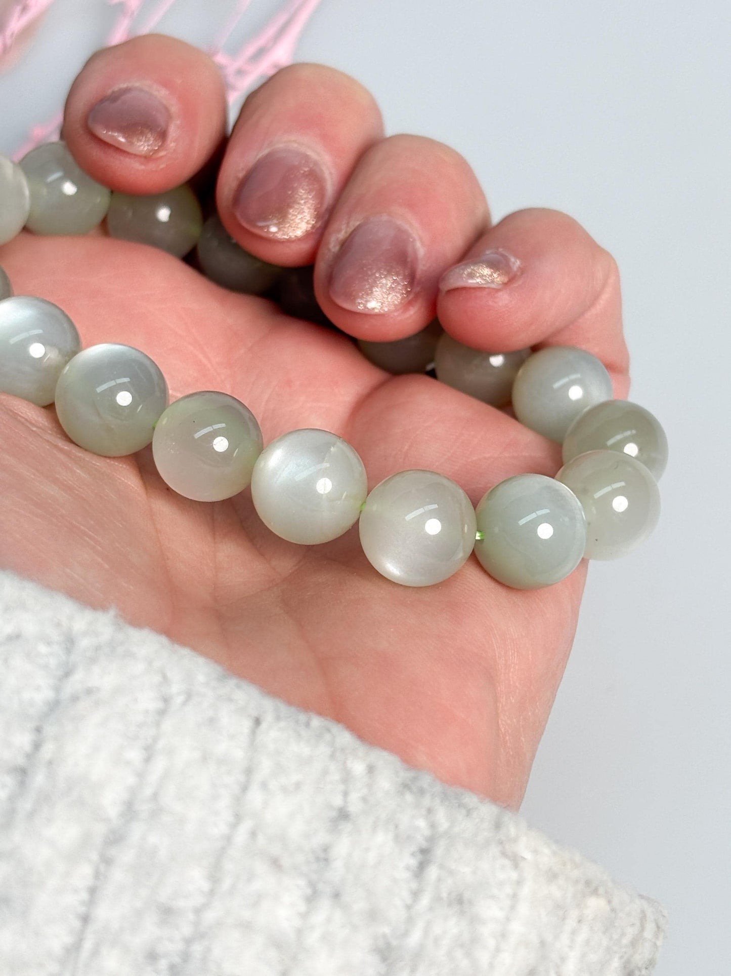 Grüner Mondstein Armband elastisch | Perlenarmband 11mm | Kristallschmuck Damen
